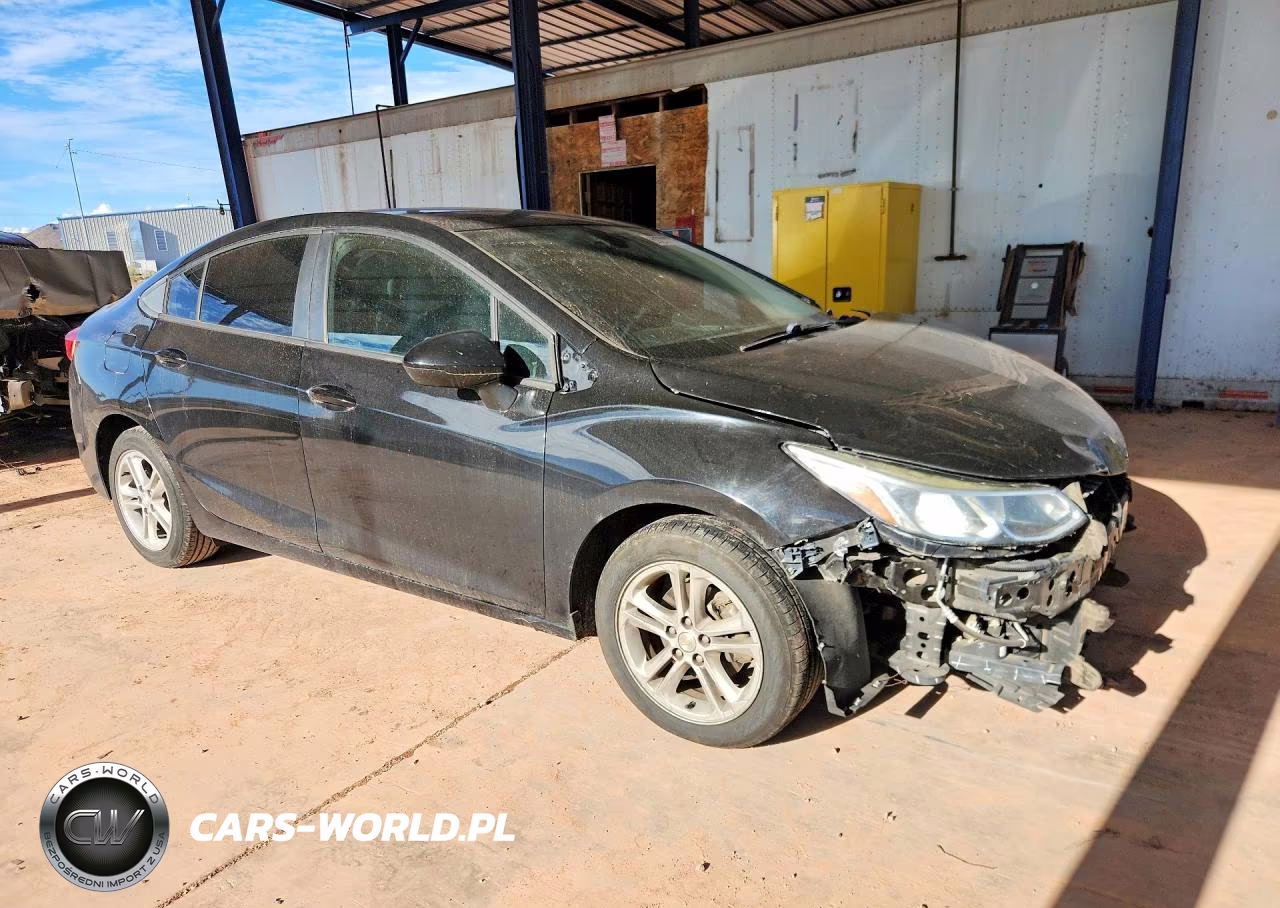 2018 Chevrolet Cruze Ls VIN:1G1BC5SM7J7112728 - 4