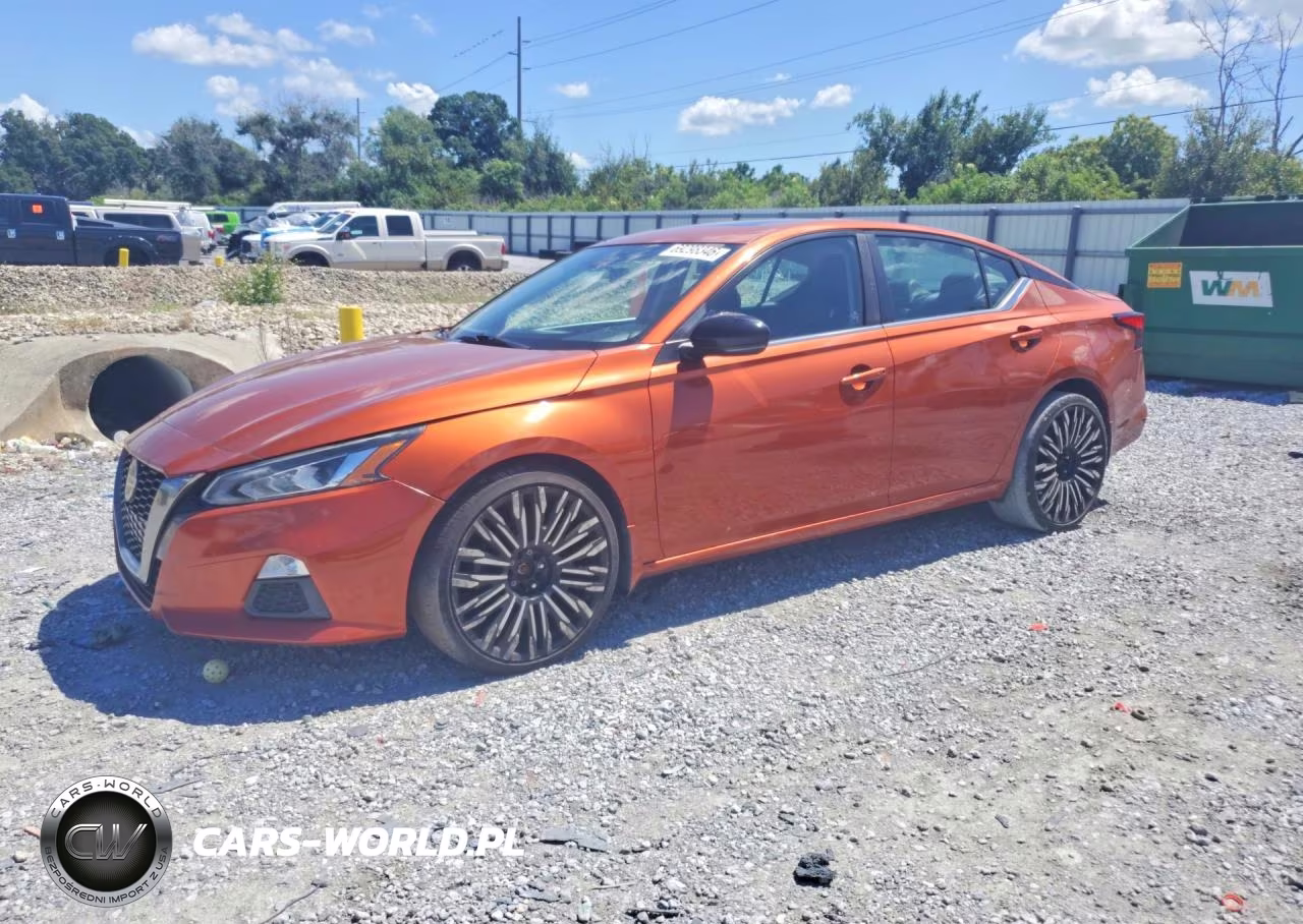 2021 Nissan Altima Sr