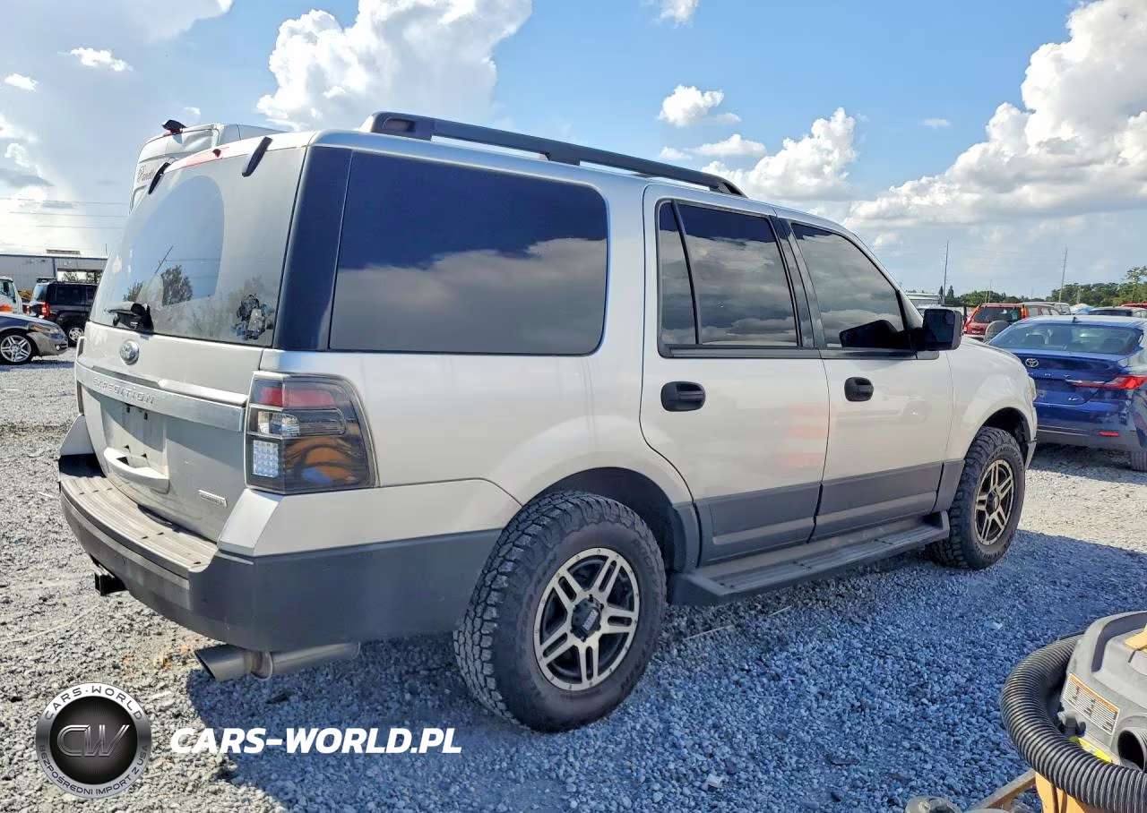 2016 Ford Expedition Xl VIN:1FMJU1FT1GEF46363 - 3