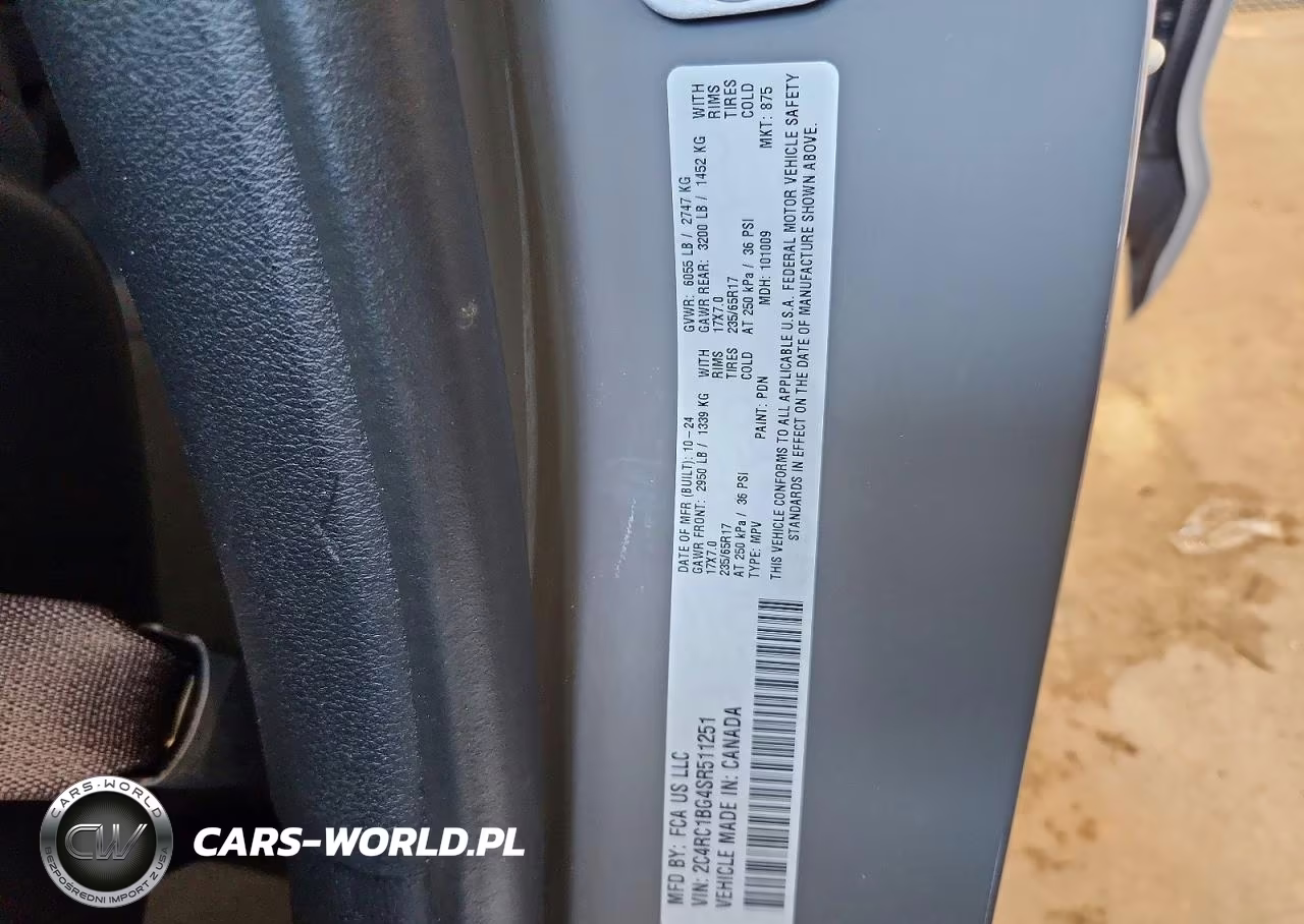 2025 Chrysler Pacifica Select VIN:2C4RC1BG4SR511251 - 13
