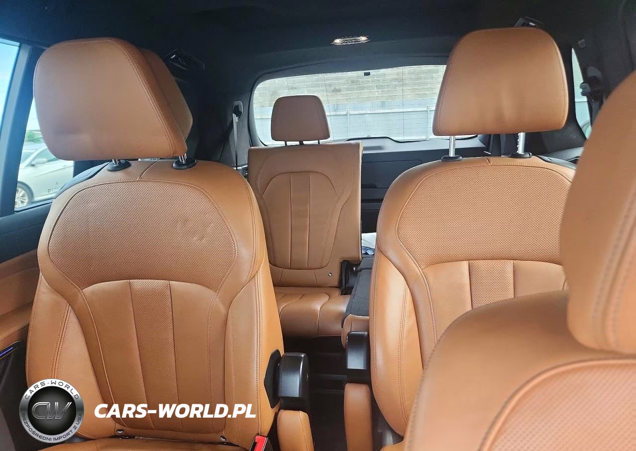 2020 BMW X7 xDrive40I VIN:5UXCW2C09L9B00683 - 10