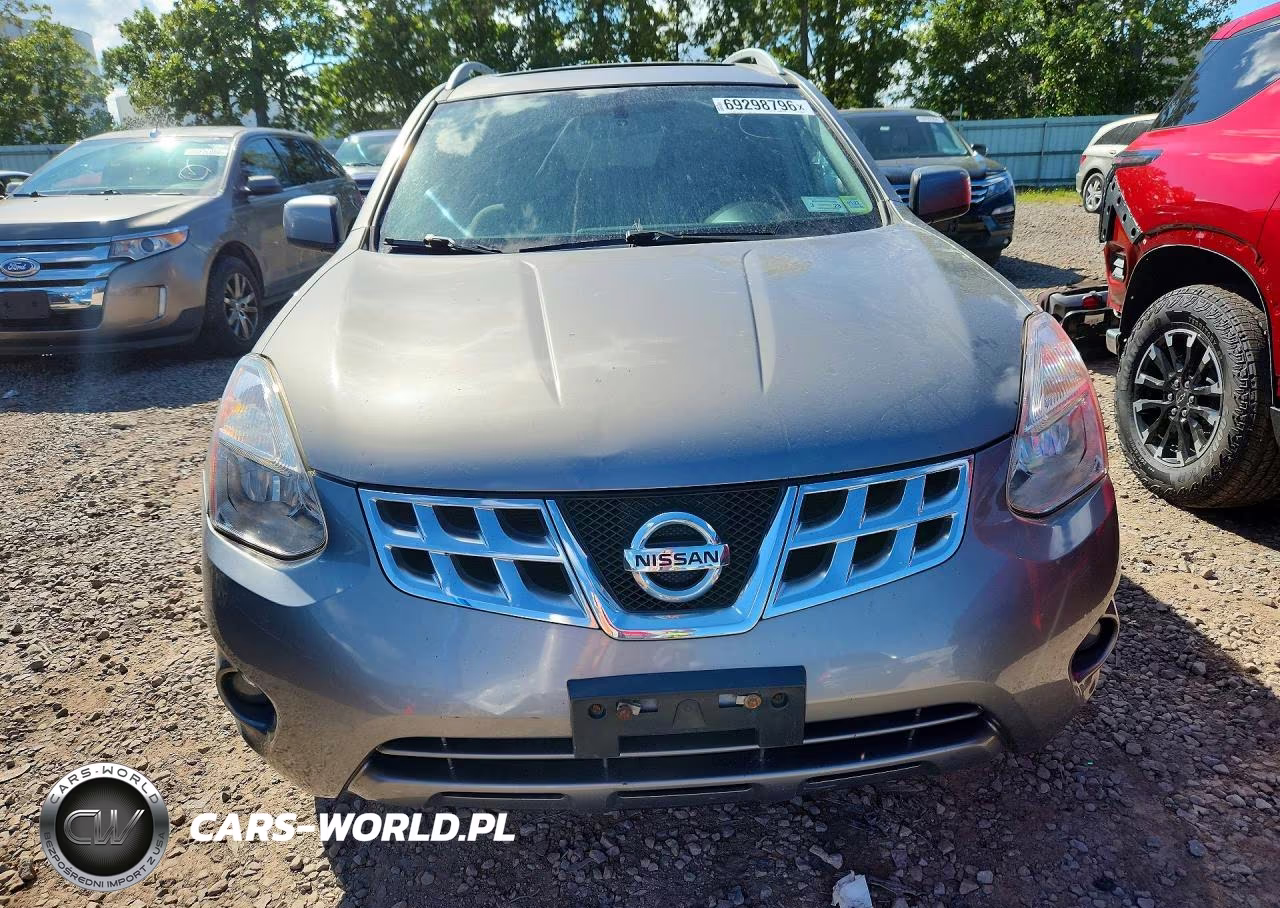 2013 Nissan Rogue S VIN:JN8AS5MV4DW635604 - 5
