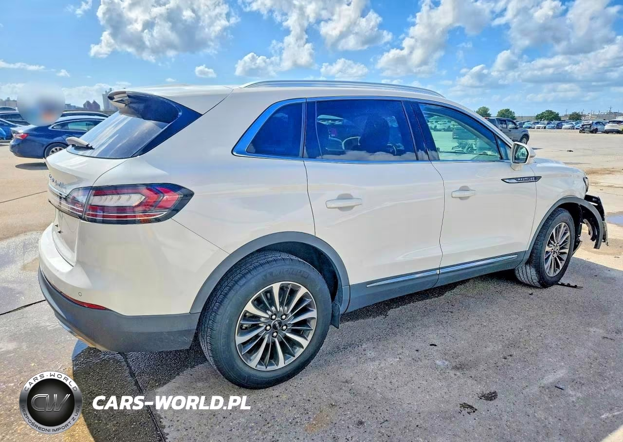 2022 Lincoln Nautilus Standard Fw VIN:2LMPJ6J97NBL14830 - 3