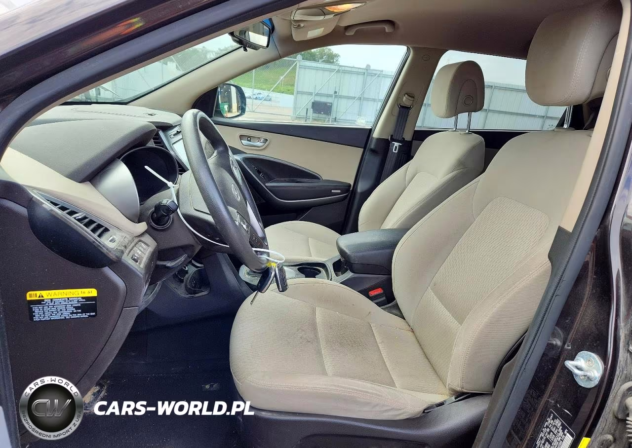 2017 Hyundai Santa Fe Se VIN:KM8SMDHF5HU165989 - 7