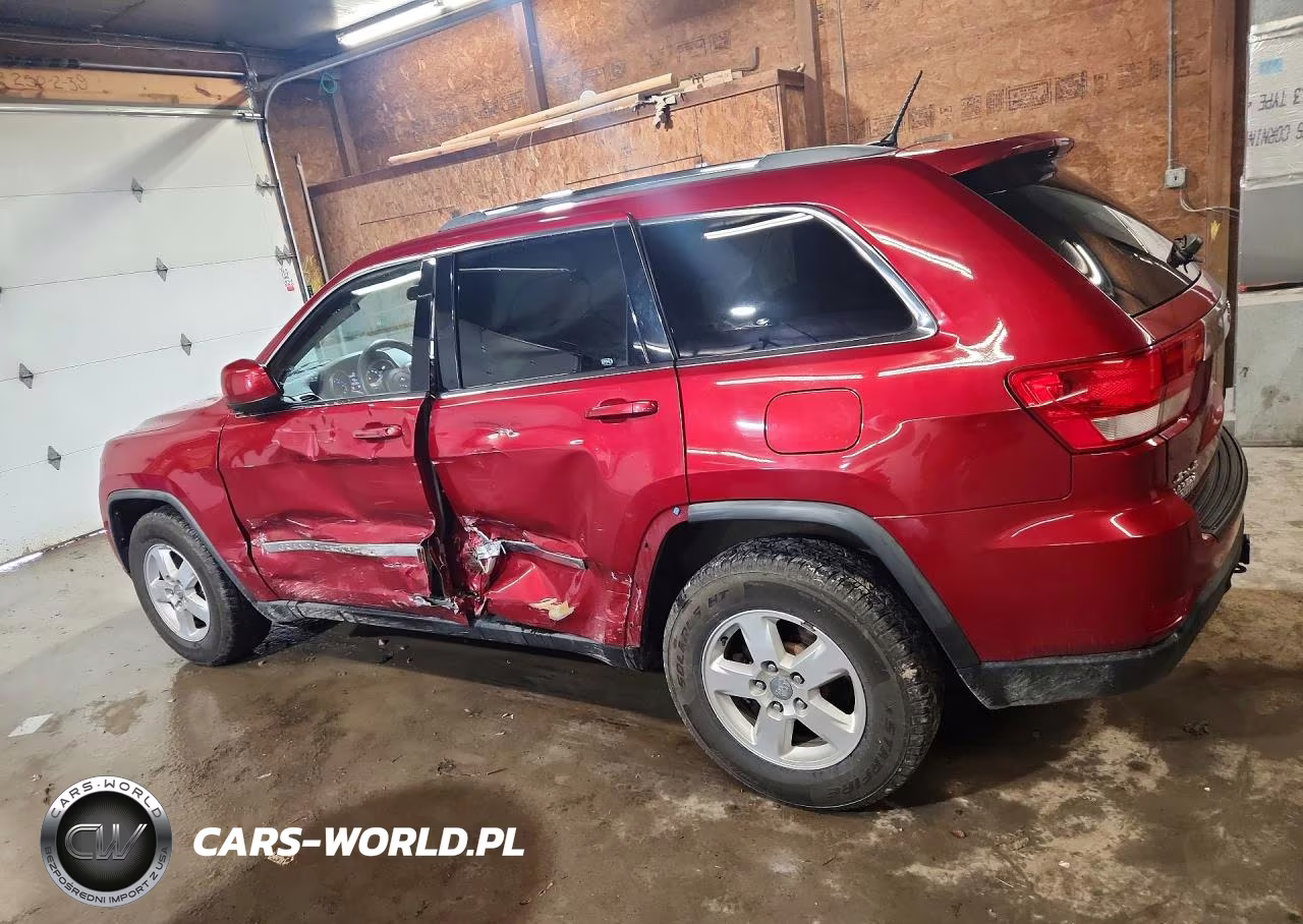 2011 Jeep Grand Cherokee Laredo VIN:1J4RR4GG6BC552699 - 2