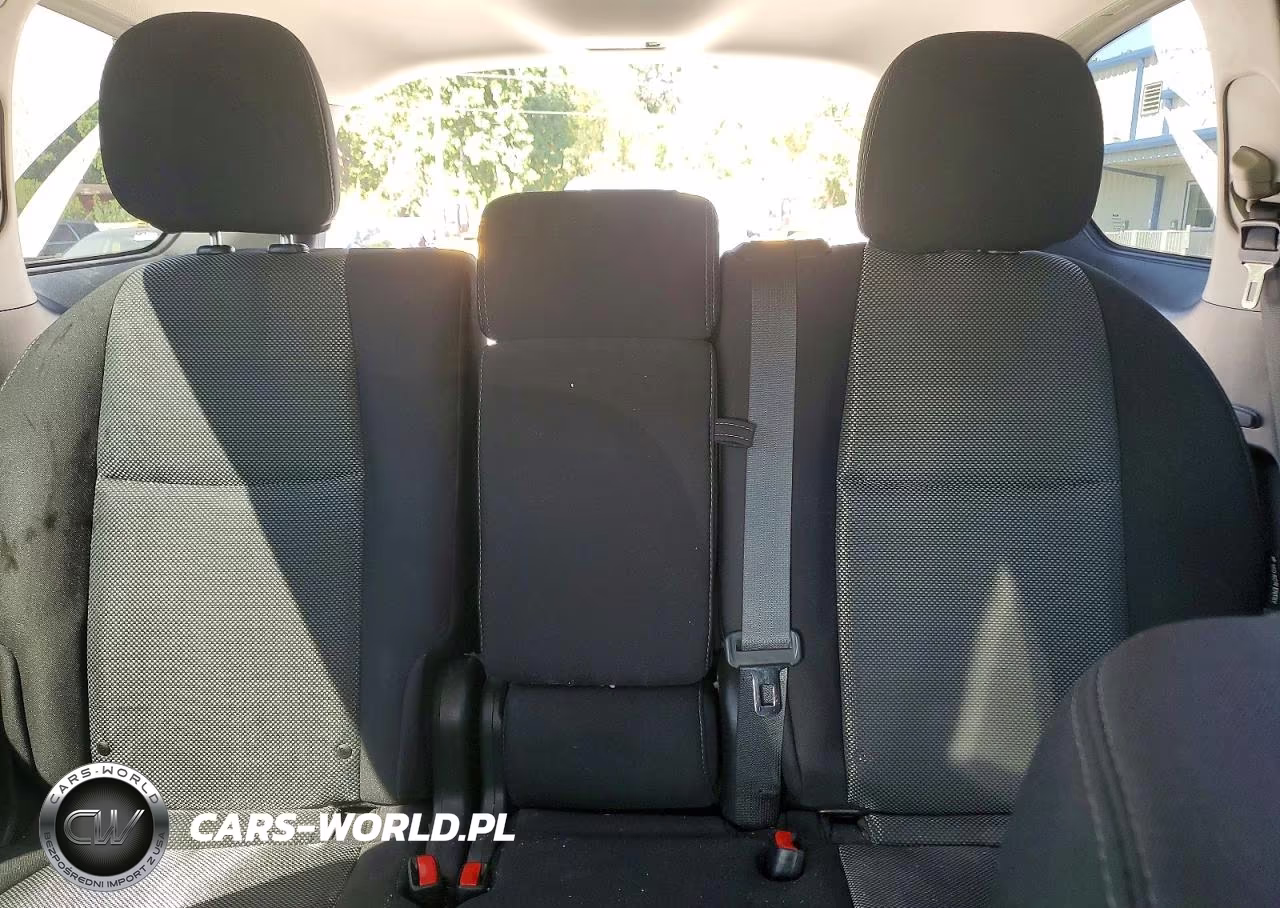 2019 Nissan Pathfinder S VIN:5N1DR2MN9KC629441 - 10