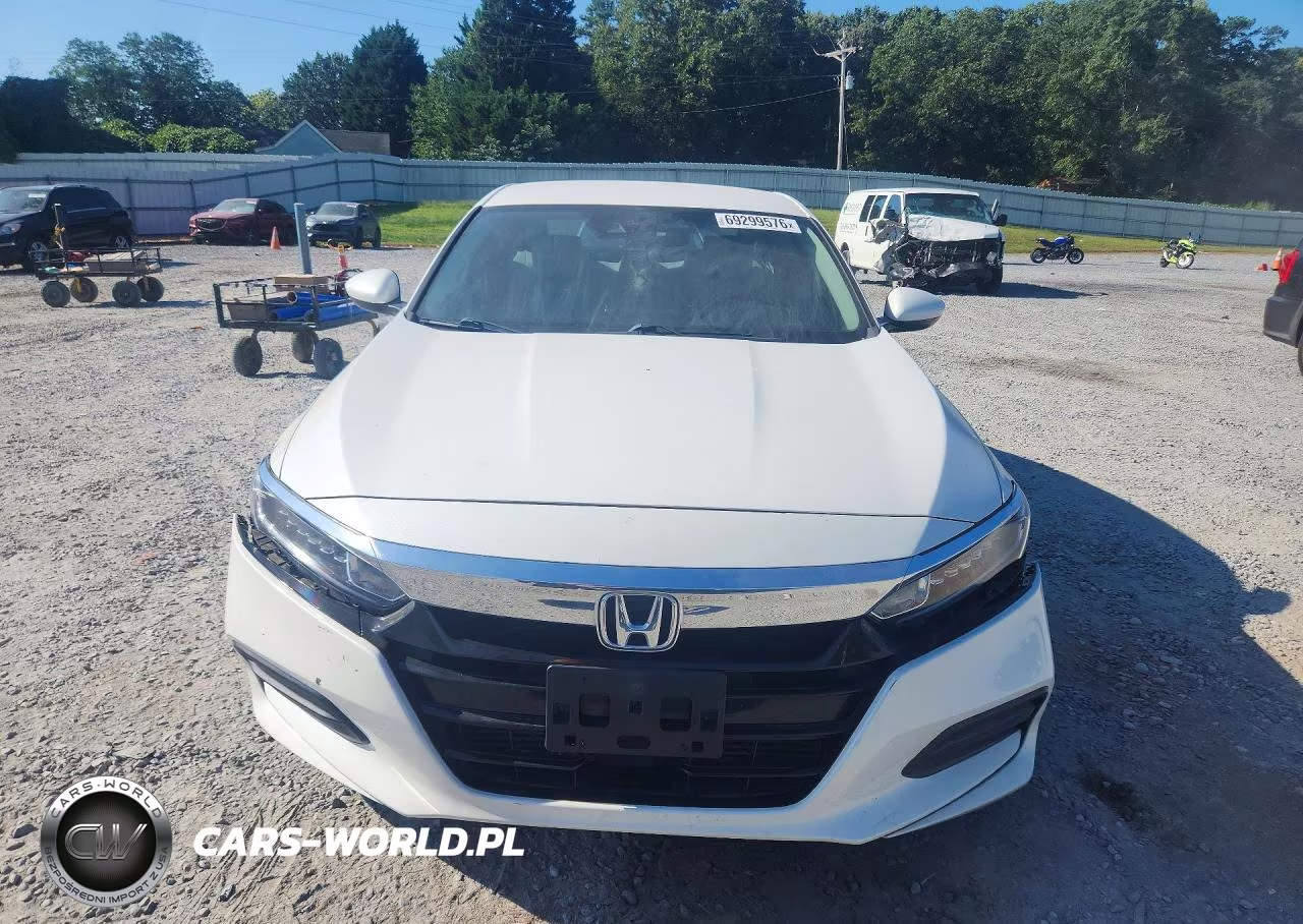 2018 Honda Accord Lx VIN:1HGCV1F1XJA088136 - 5