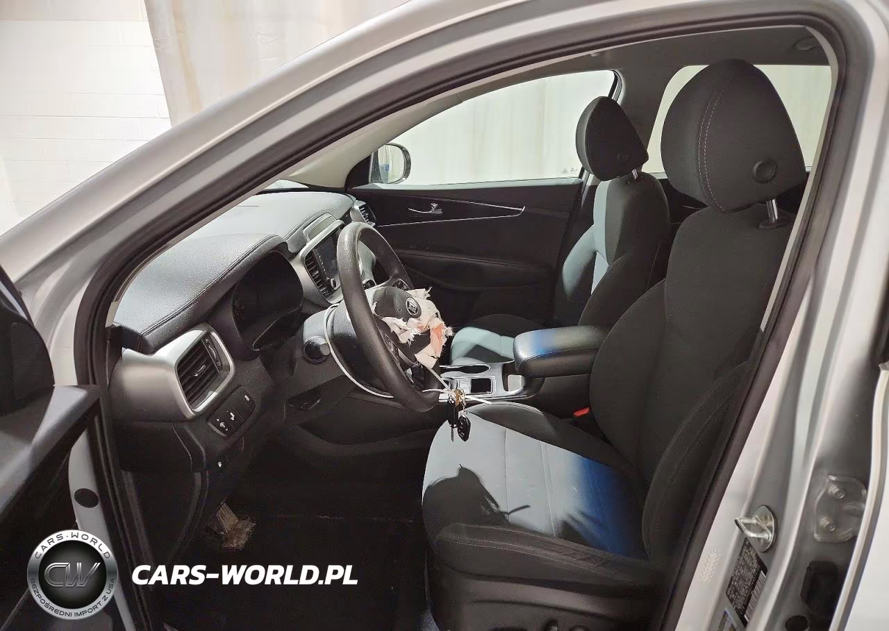 2019 Kia Sorento Lx V6 VIN:5XYPGDA57KG572756 - 7