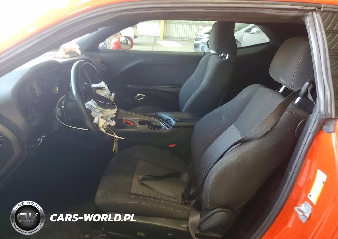 2023 Dodge Challenger Sxt VIN:2C3CDZAG8PH570775 - 7