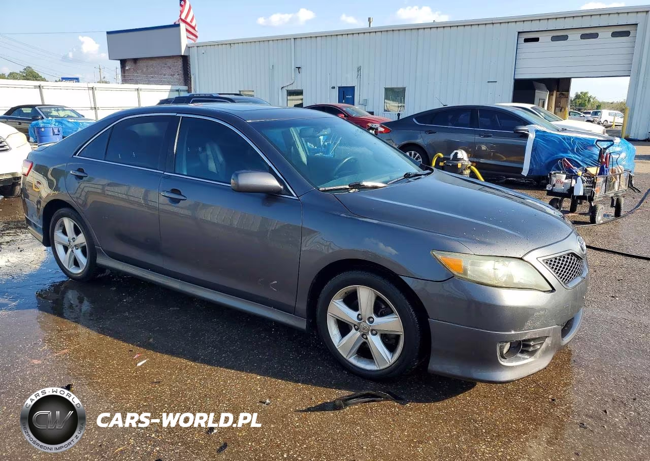 2011 Toyota Camry Se V6 VIN:4T1BK3EK2BU126642 - 4