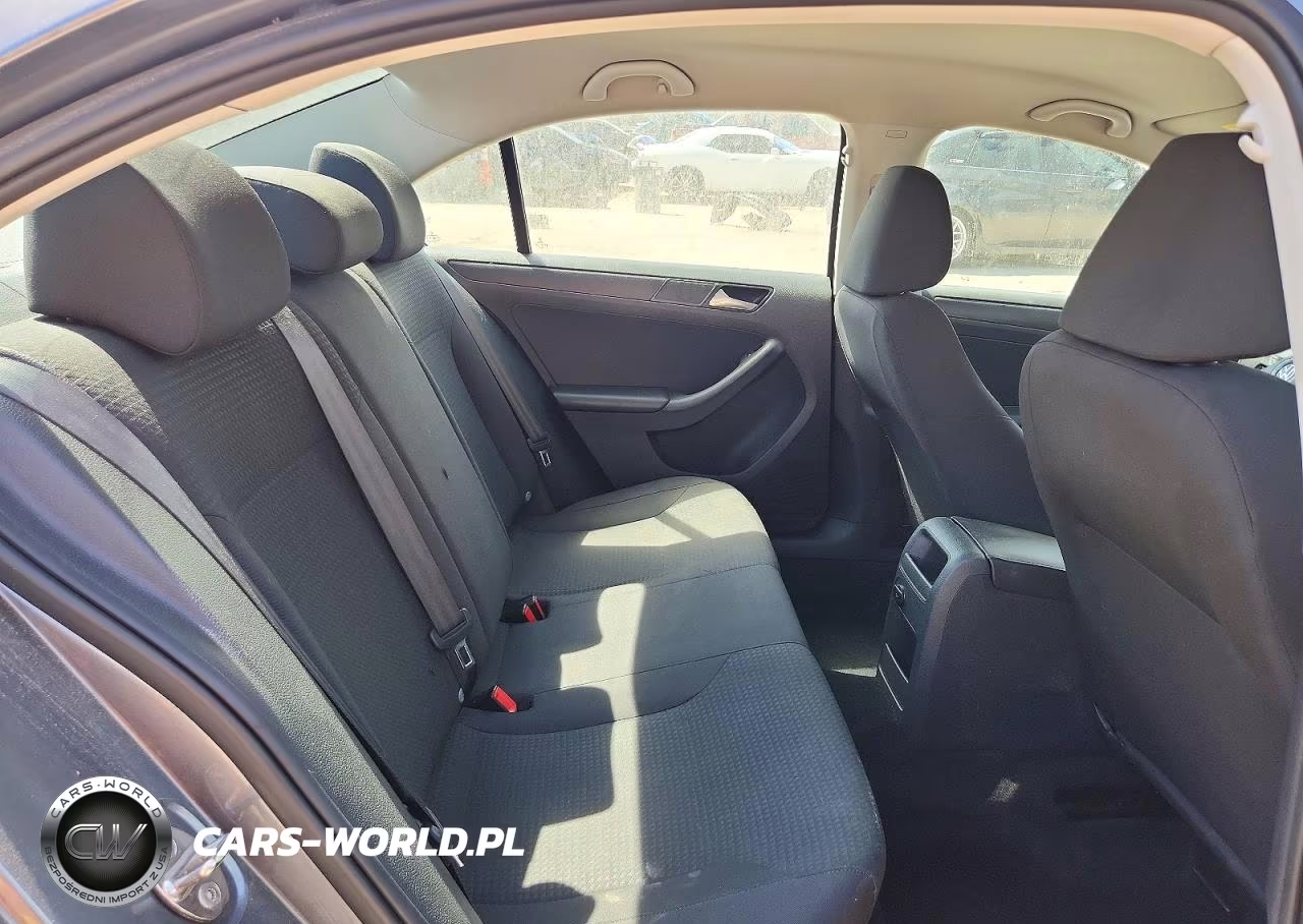2016 Volkswagen Jetta S VIN:3VW267AJ5GM216292 - 10