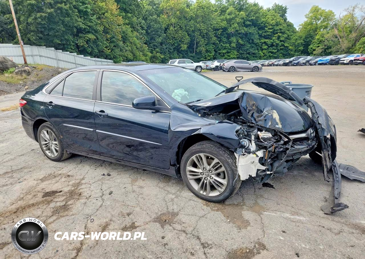 2016 Toyota Camry Se VIN:4T1BF1FK5GU550587 - 4