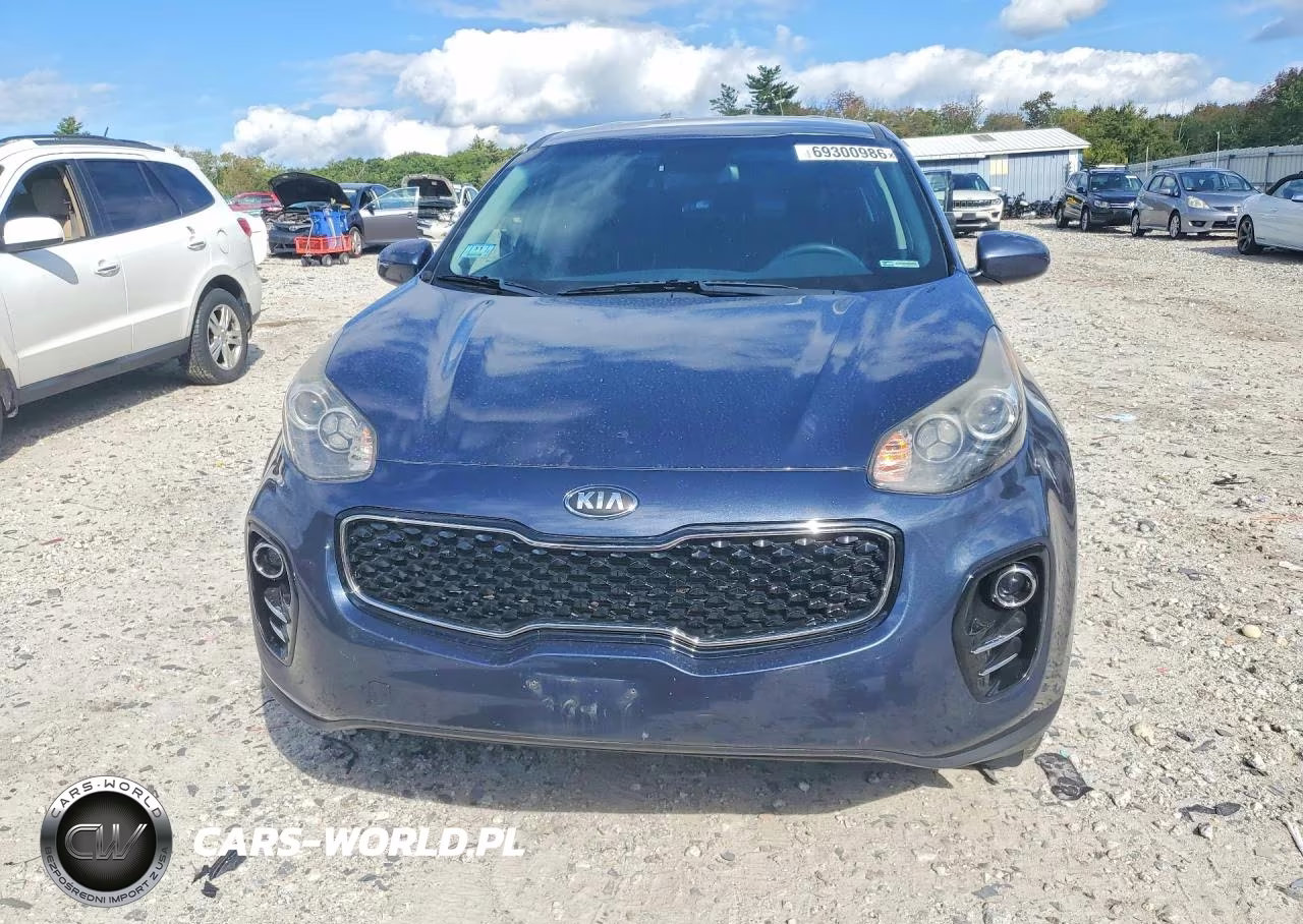 2018 Kia Sportage Lx VIN:KNDPMCAC2J7310690 - 5