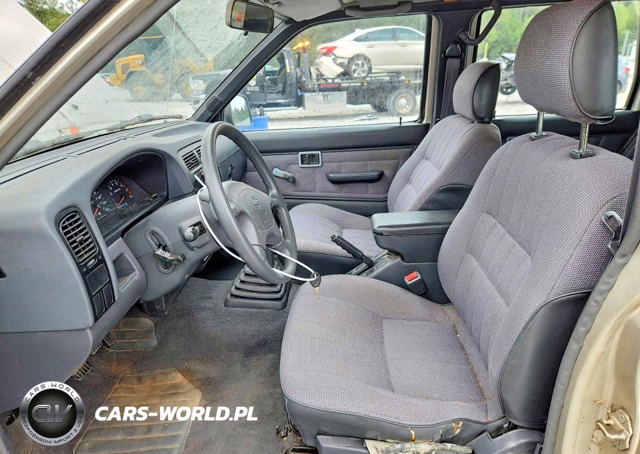 1995 Nissan Pathfinder Xe VIN:JN8HD17SXSW057170 - 7