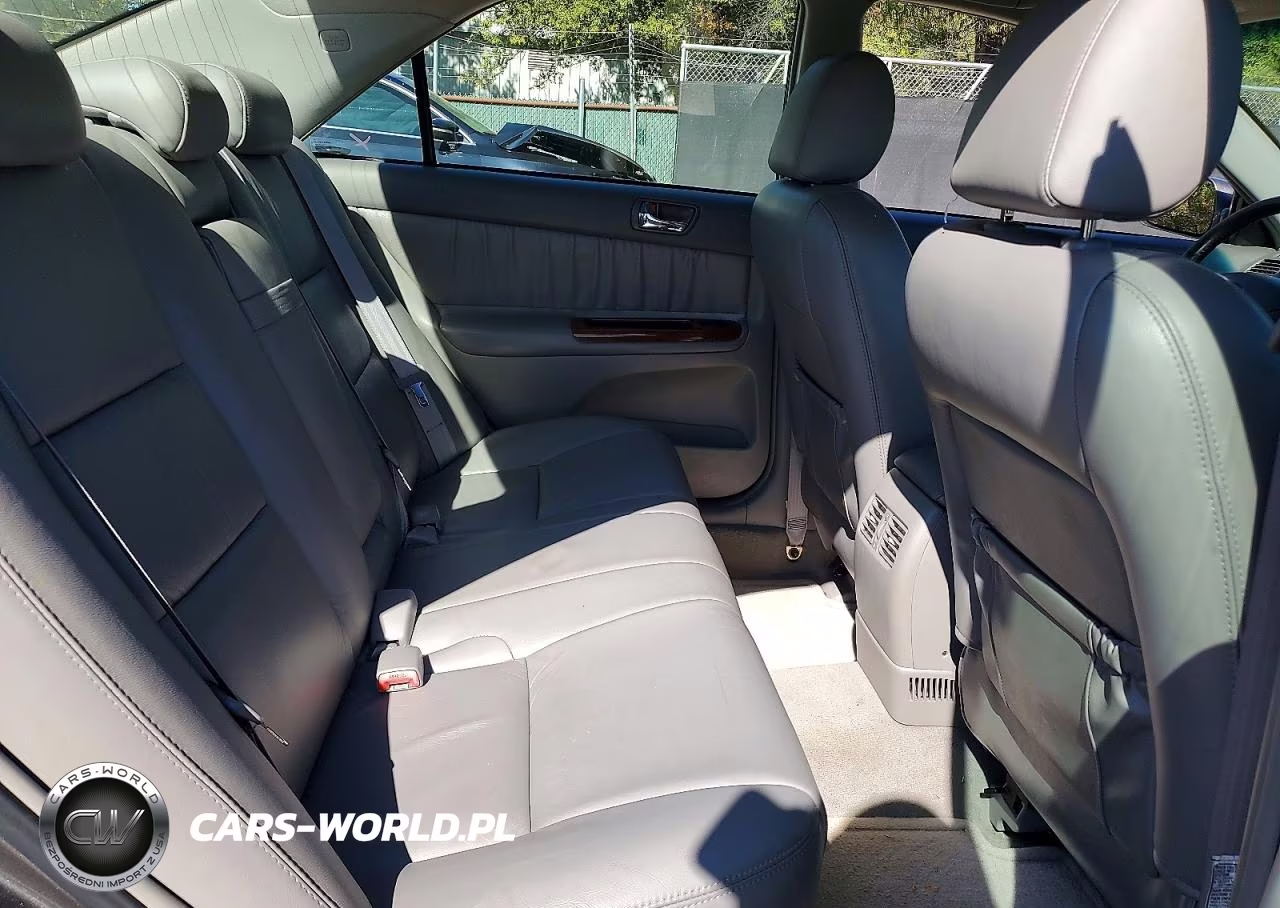 2005 Toyota Camry Xle VIN:4T1BE30K95U506578 - 10