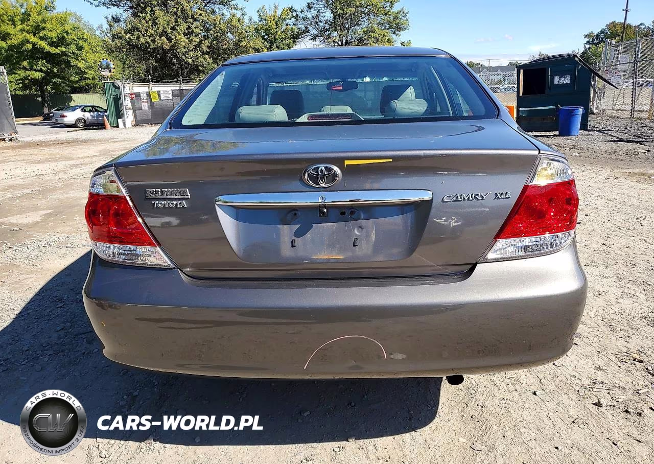 2005 Toyota Camry Xle VIN:4T1BE30K95U506578 - 6