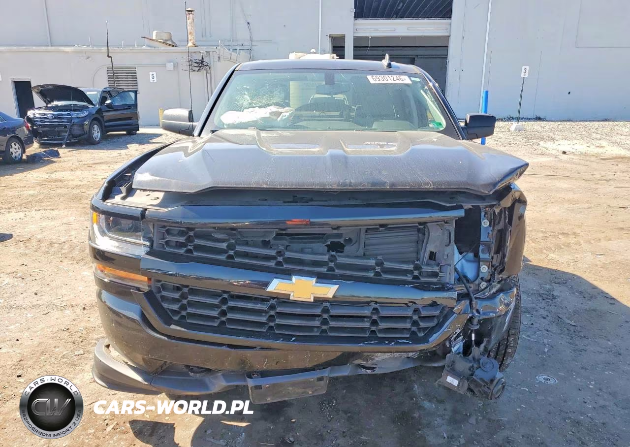 2017 Chevrolet Silverado K1500 Custom VIN:1GCVKPEC0HZ378905 - 5