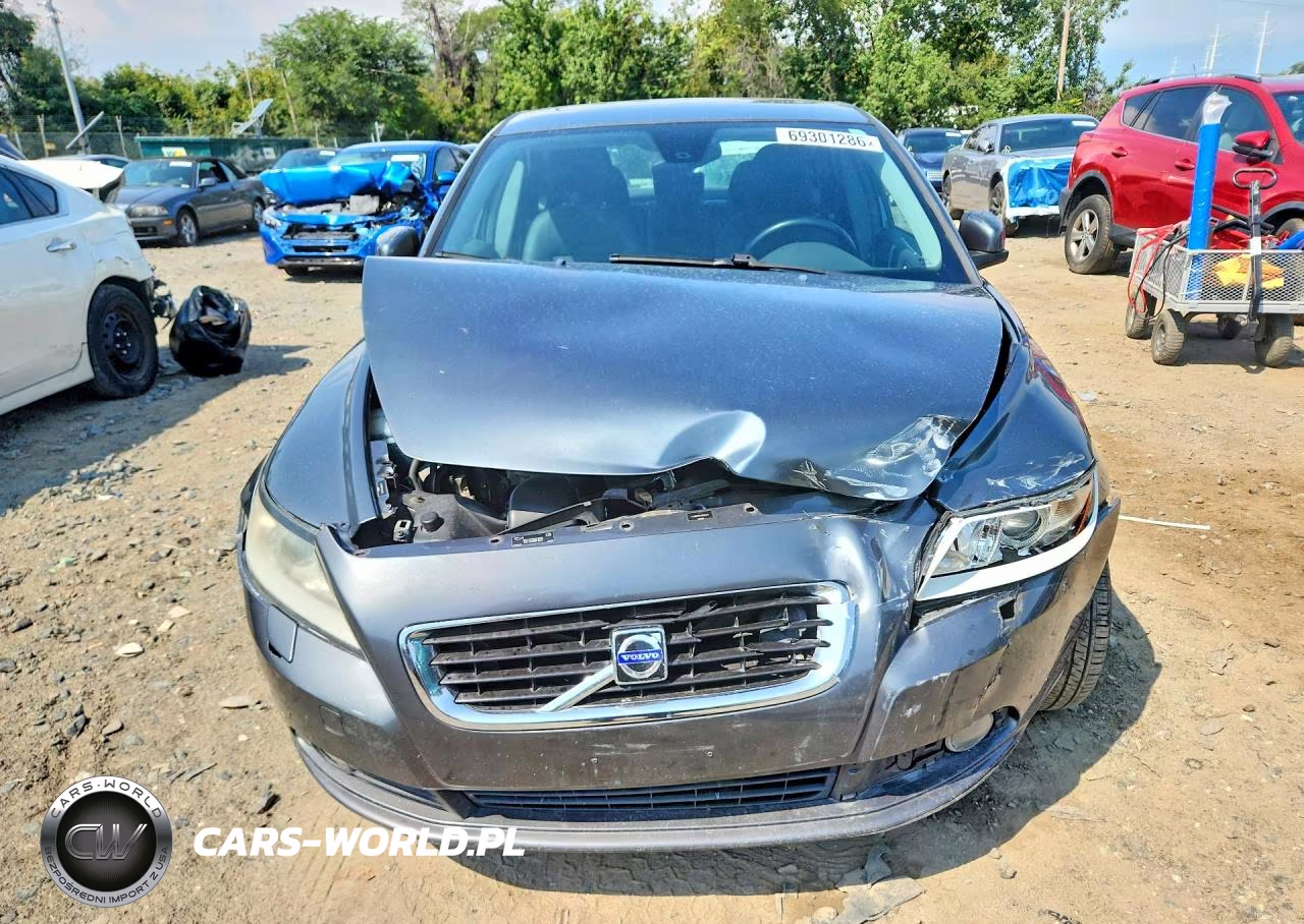 2010 Volvo S40 2.4I VIN:YV1390MS7A2491911 - 5