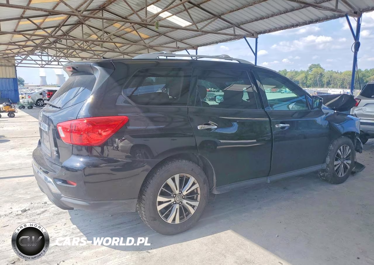 2018 Nissan Pathfinder S VIN:5N1DR2MMXJC673602 - 3