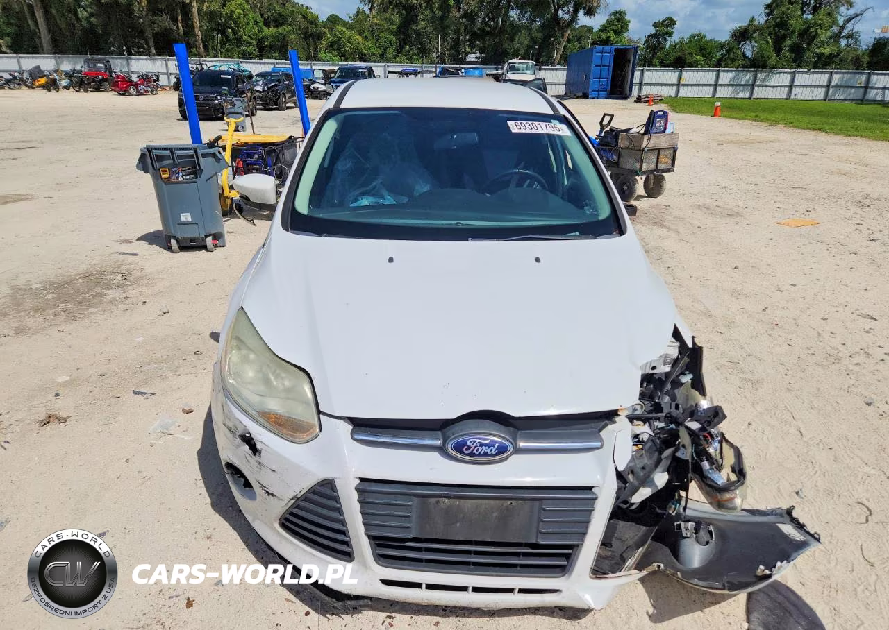 2014 Ford Focus Se VIN:1FADP3K29EL221525 - 5