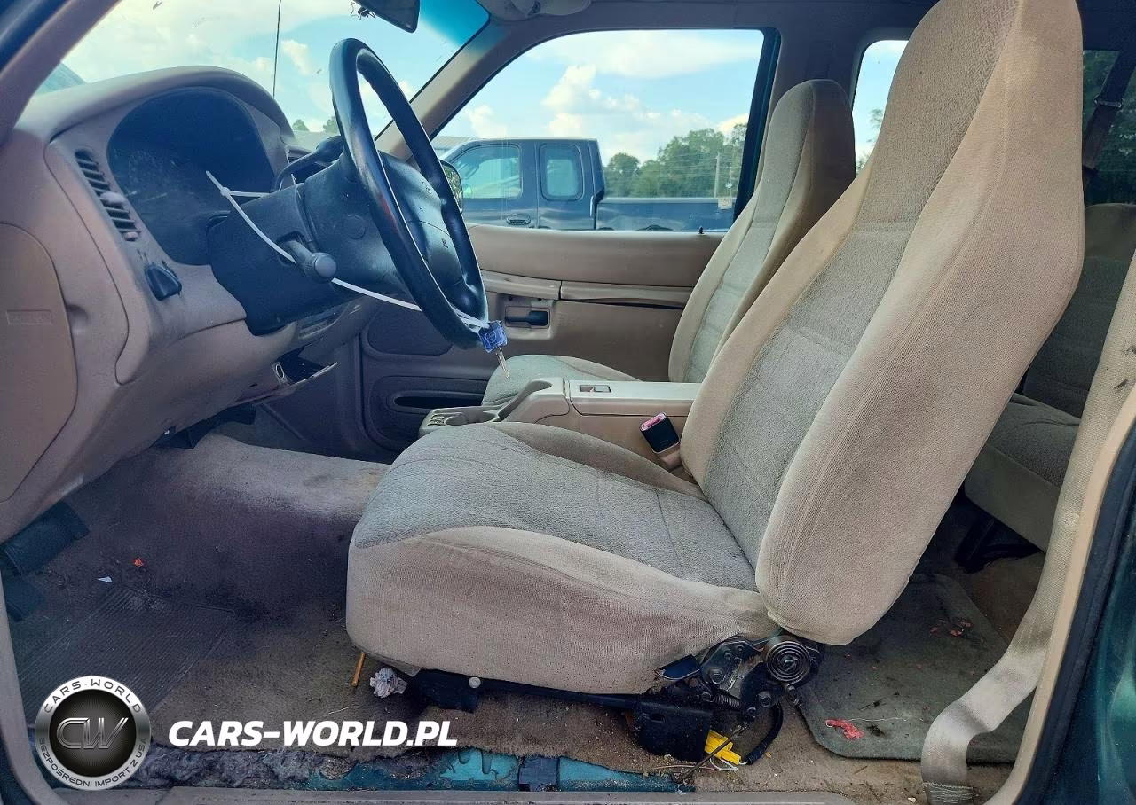 1999 Ford Explorer VIN:1FMYU24E6XUB57751 - 7