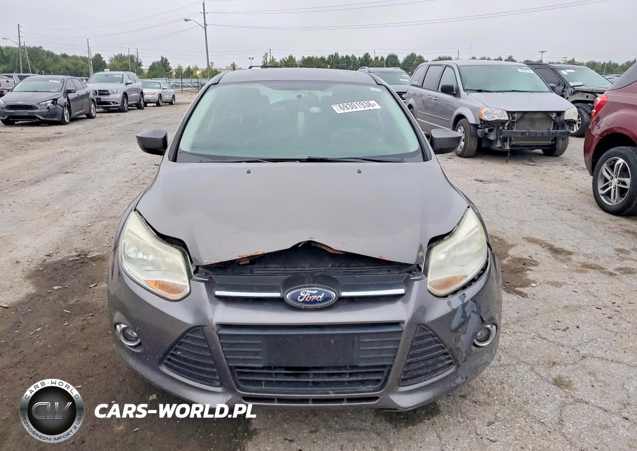 2012 Ford Focus Se VIN:1FAHP3F2XCL299272 - 5