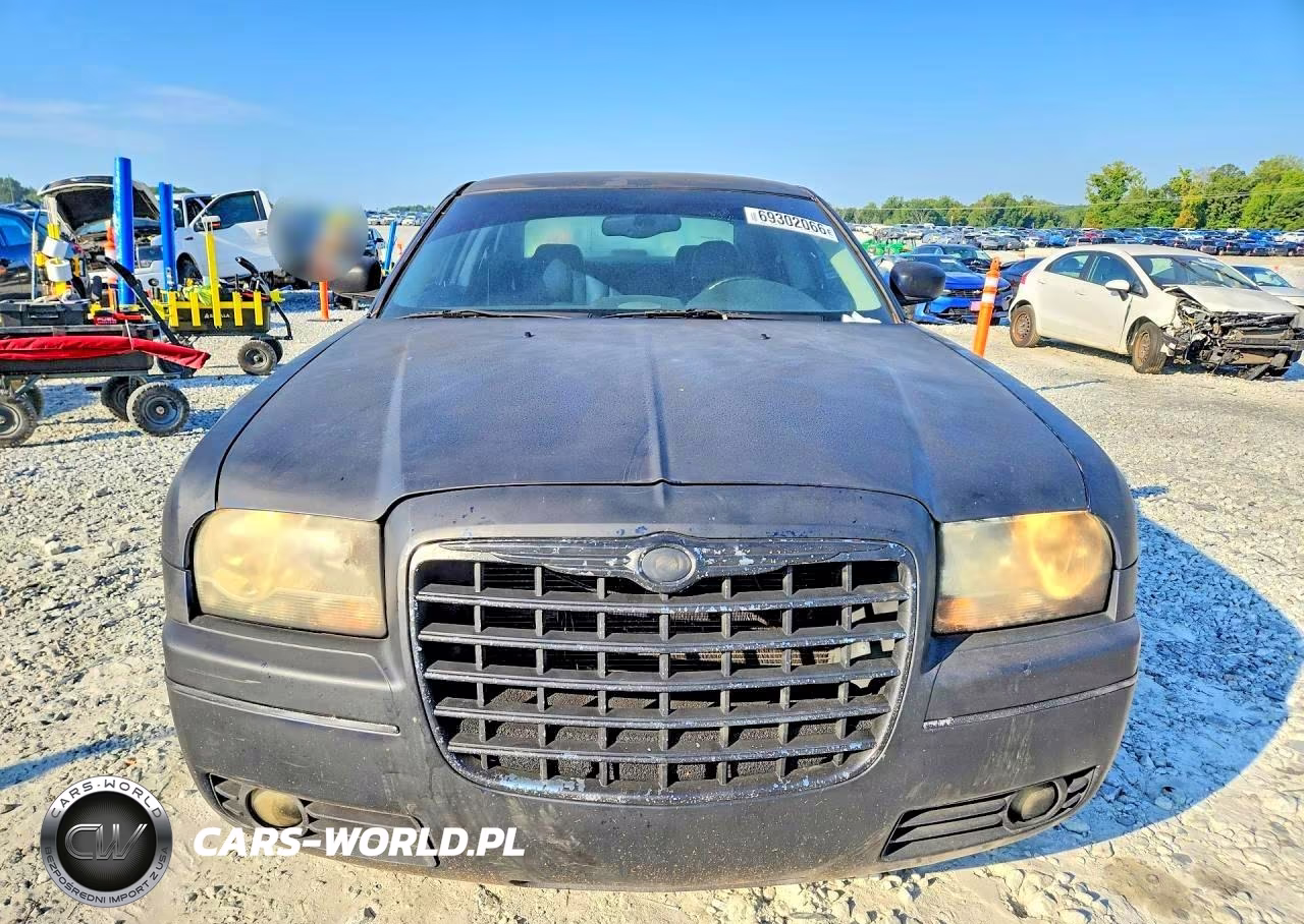 2005 Chrysler 300 Touring VIN:2C3JA53G65H172578 - 5
