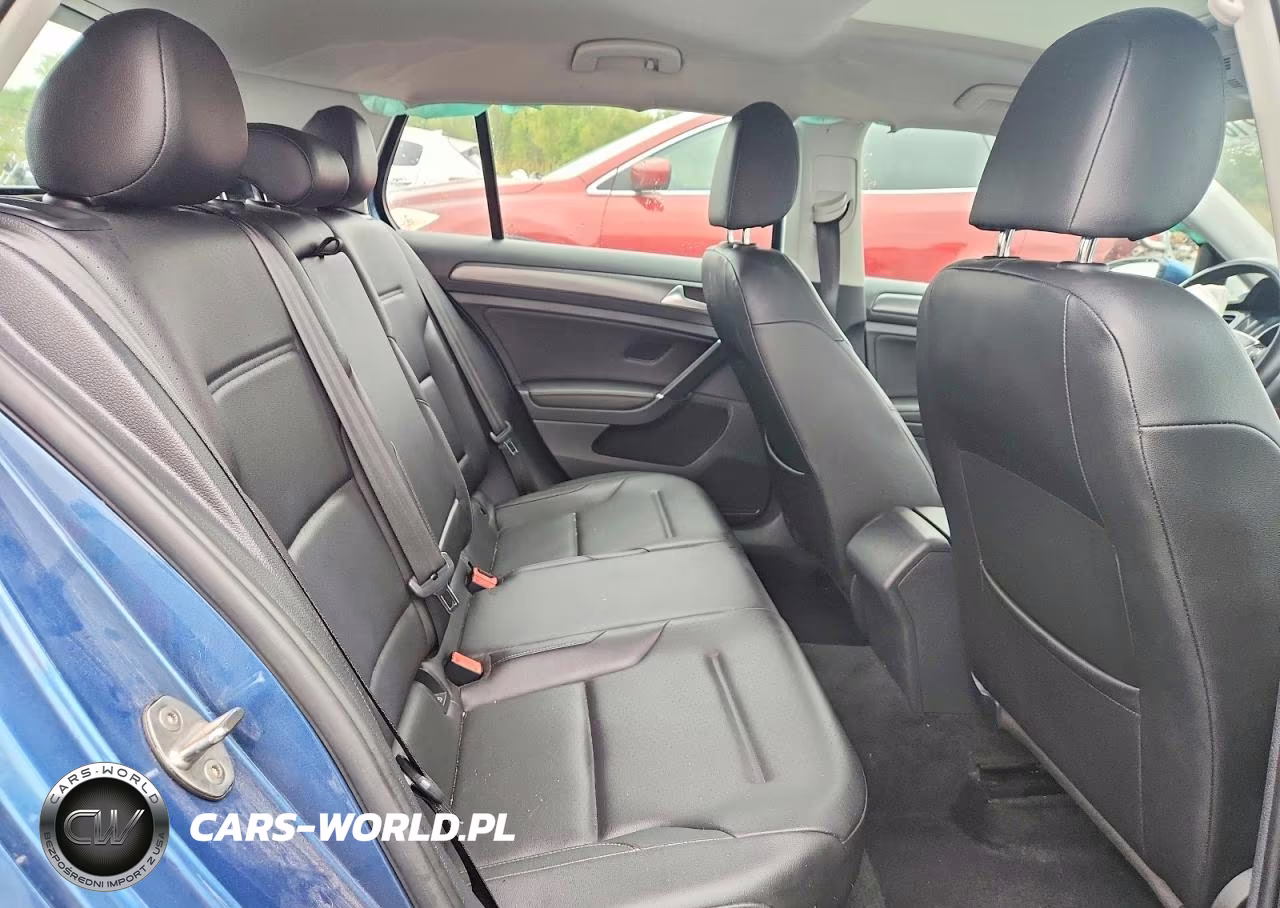 2021 Volkswagen Golf VIN:3VWG57AU0MM000378 - 10