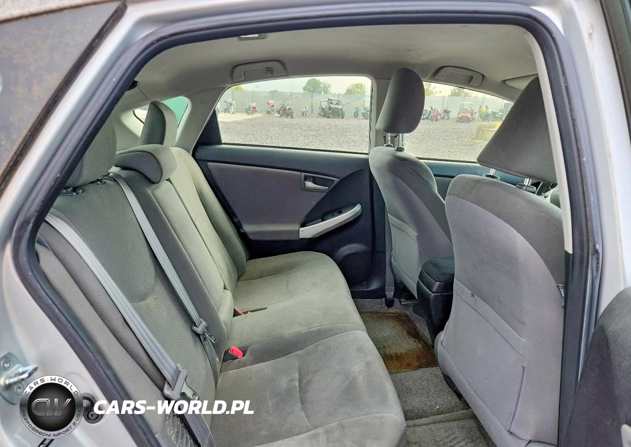2012 Toyota Prius Two VIN:JTDKN3DUXC5476109 - 10