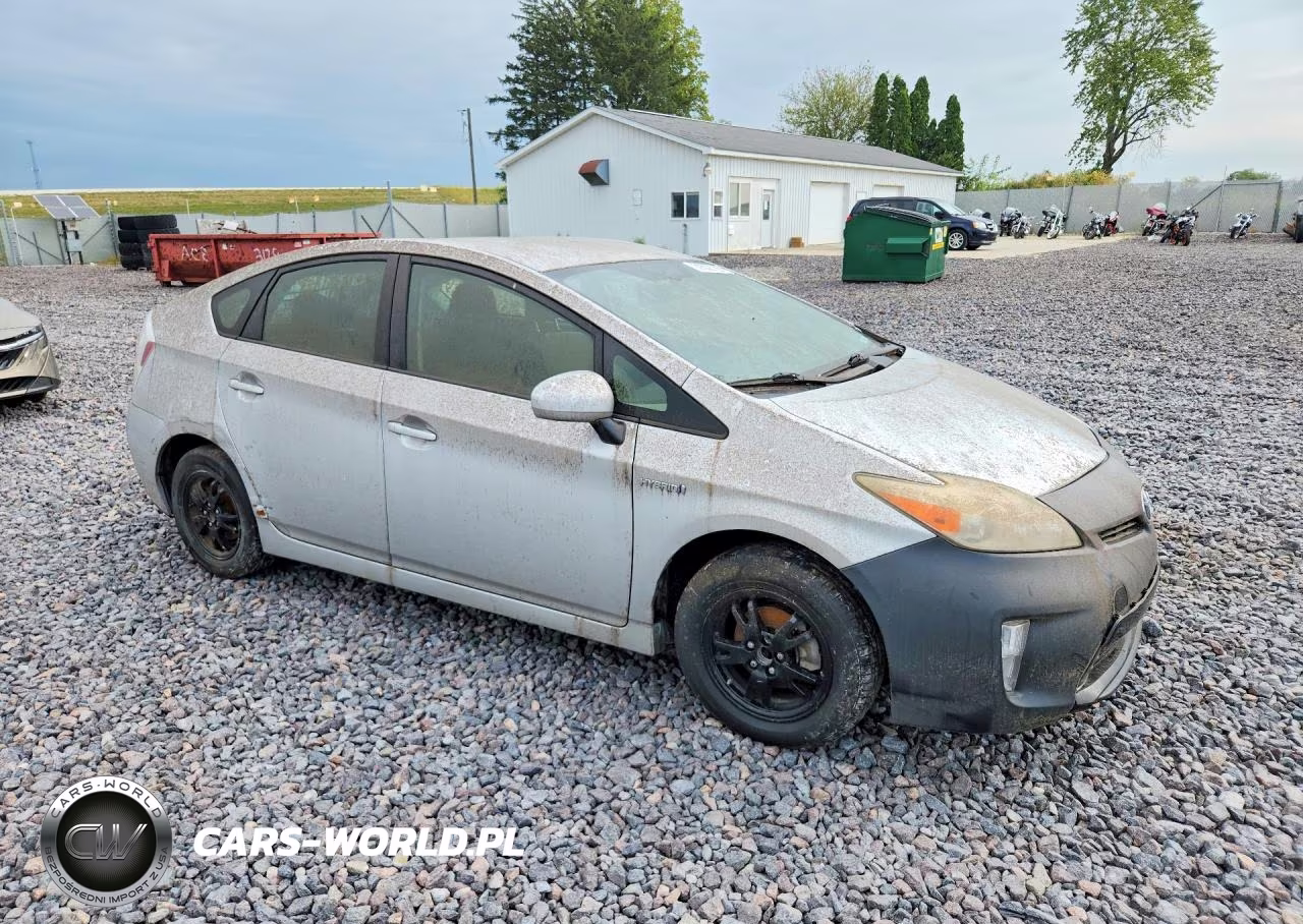 2012 Toyota Prius Two VIN:JTDKN3DUXC5476109 - 4