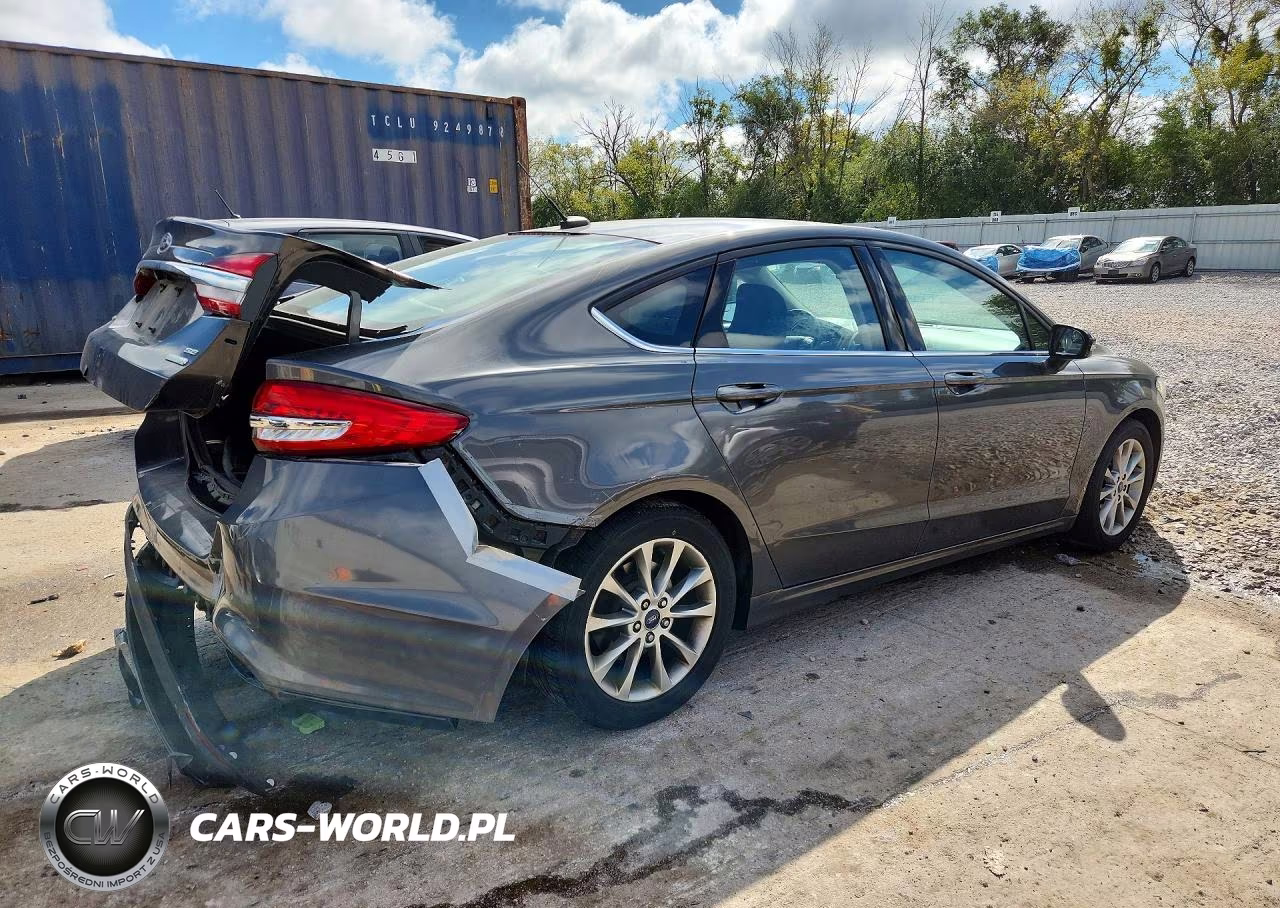 2017 Ford Fusion Se VIN:3FA6P0HD6HR129648 - 3