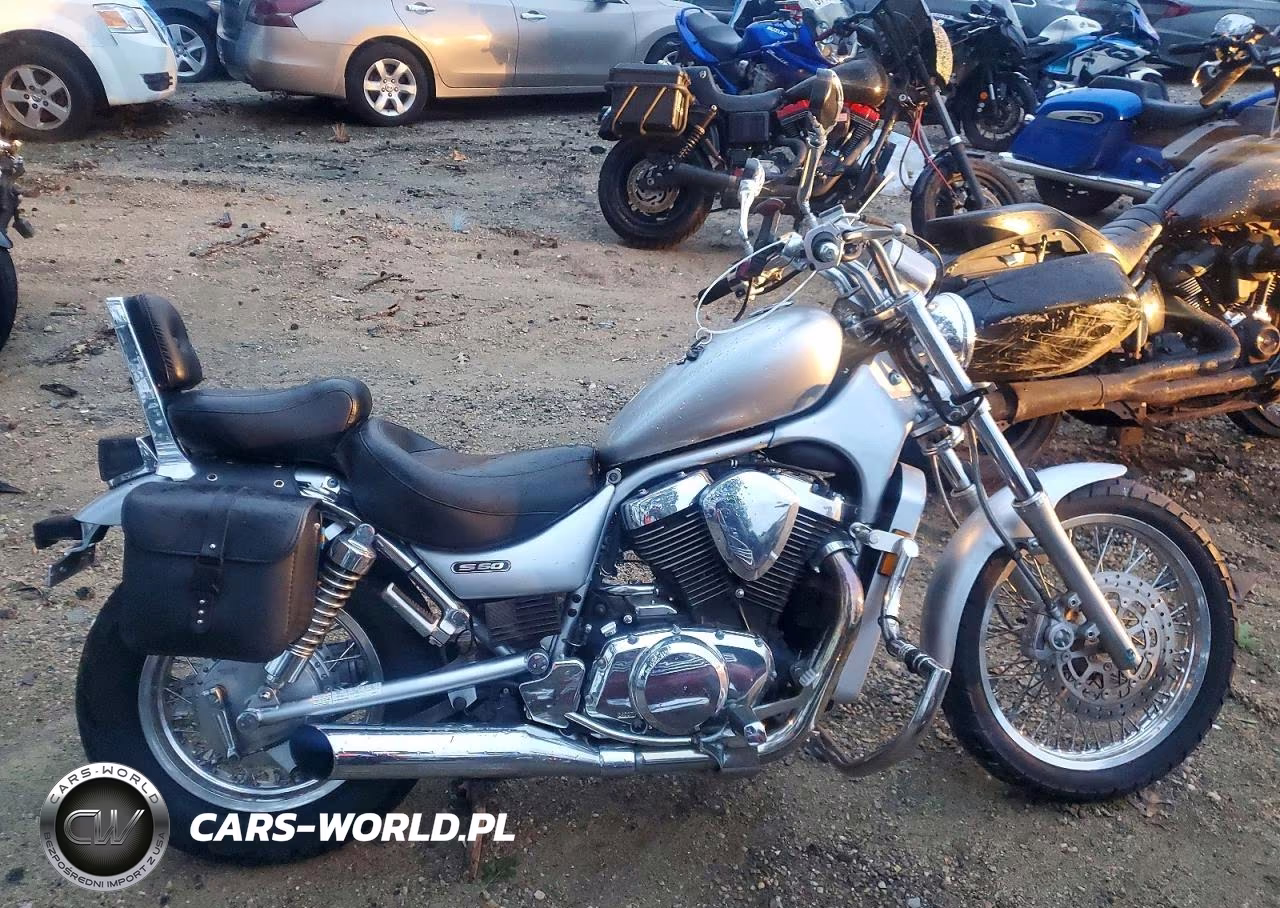 2008 Suzuki Vs800 – zdjęcie 1 z 9