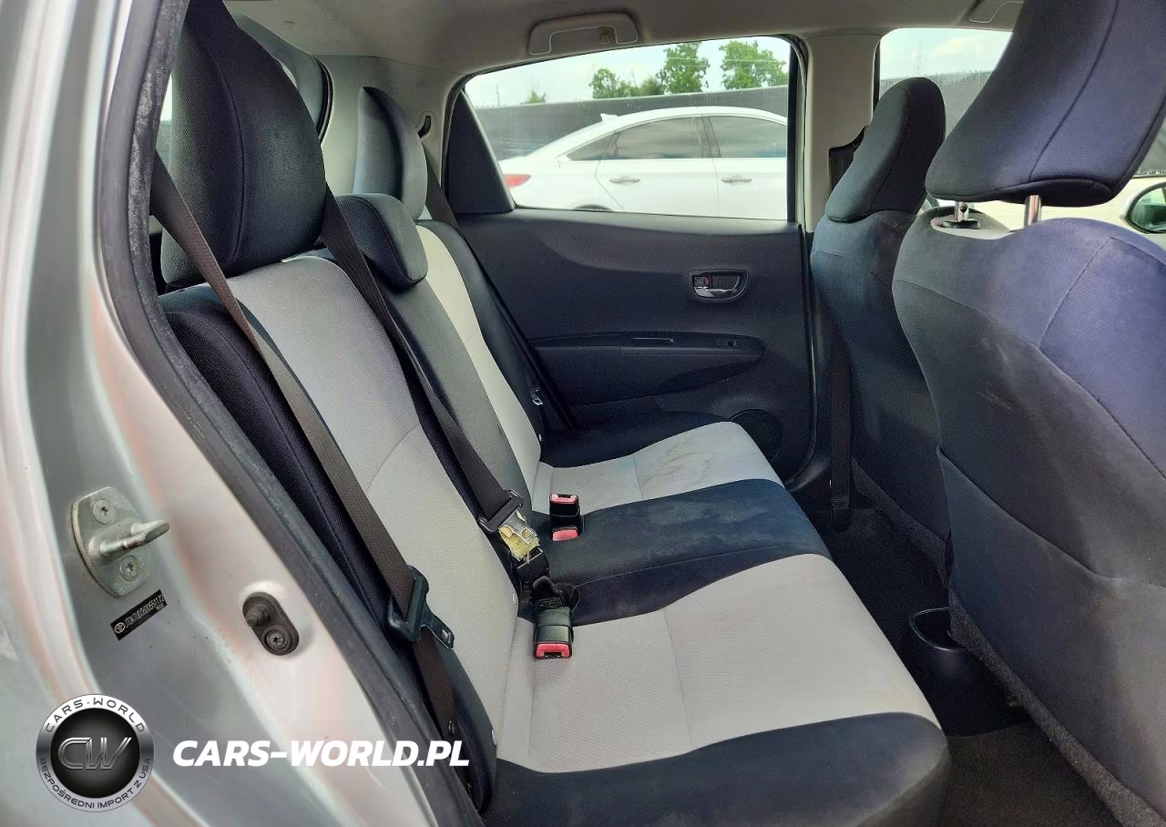 2013 Toyota Yaris 5-Door Le VIN:JTDKTUD36DD551172 - 10