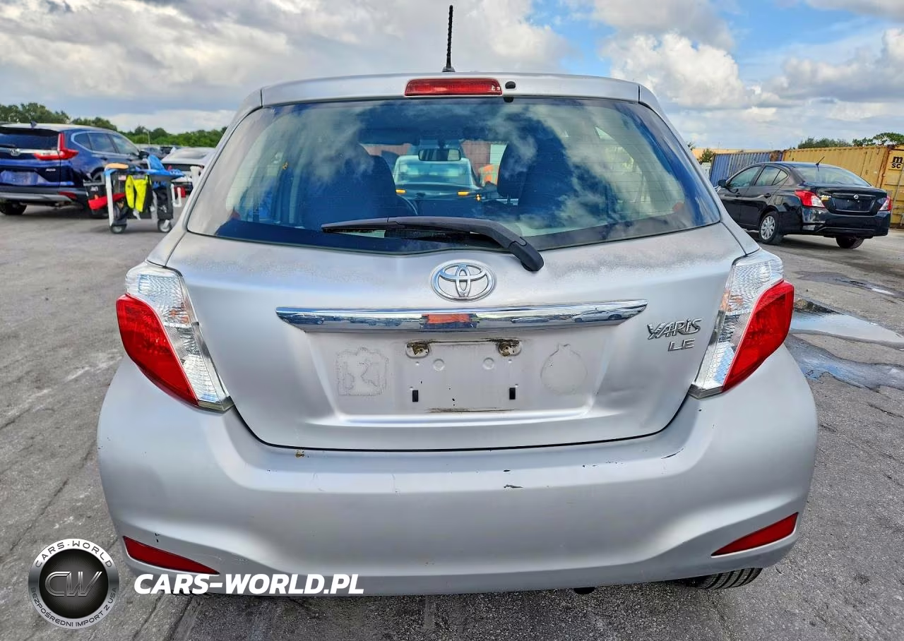 2013 Toyota Yaris 5-Door Le VIN:JTDKTUD36DD551172 - 6