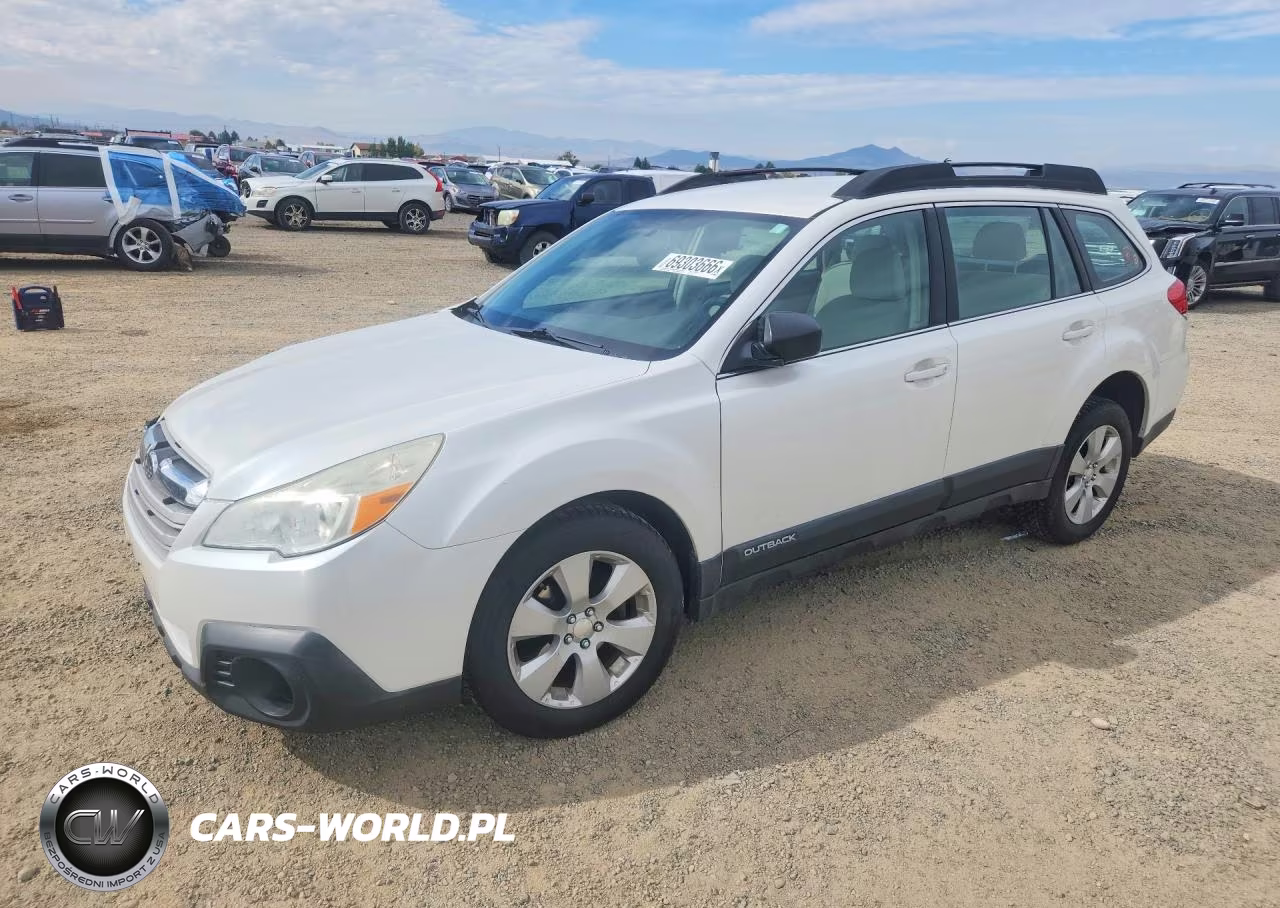 2013 Subaru Outback 2.5I – zdjęcie 1 z 12