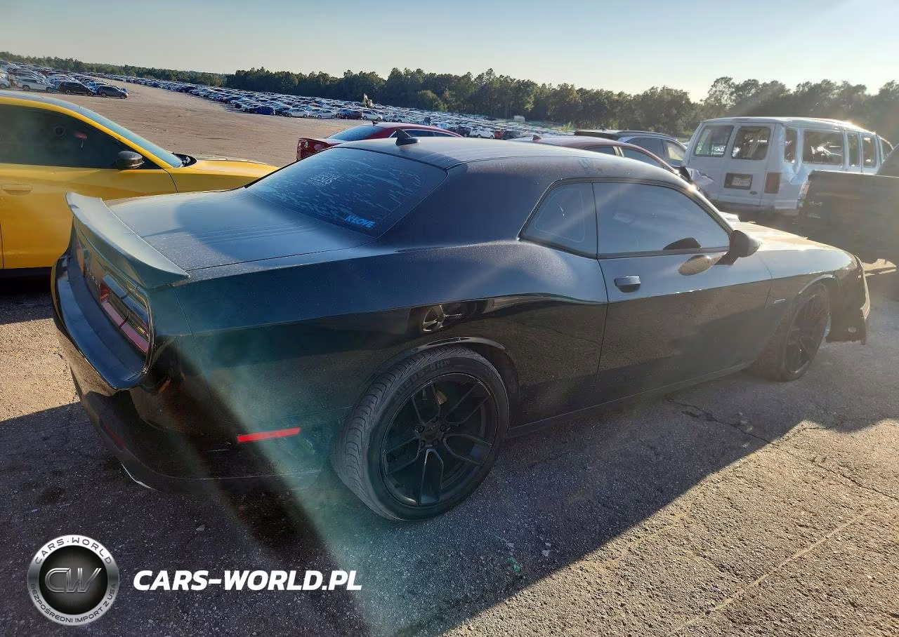 2015 Dodge Challenger Sxt VIN:2C3CDZAT2FH869321 - 3
