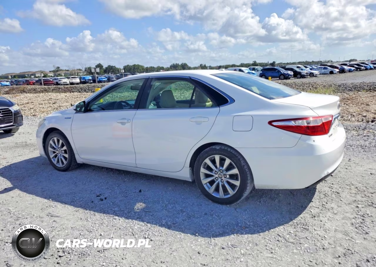 2015 Toyota Camry Hybrid Xle VIN:4T1BD1FK9FU171130 - 2