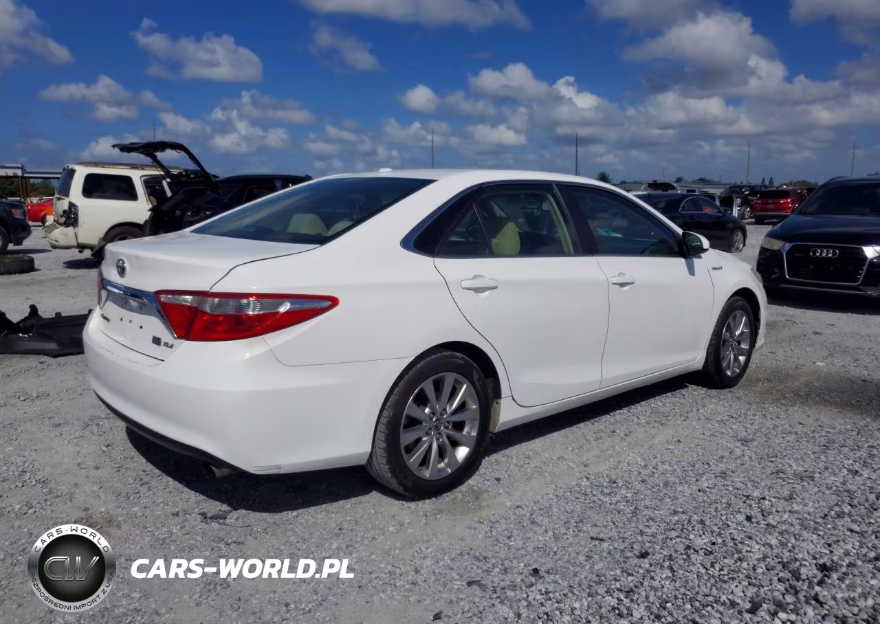 2015 Toyota Camry Hybrid Xle VIN:4T1BD1FK9FU171130 - 3