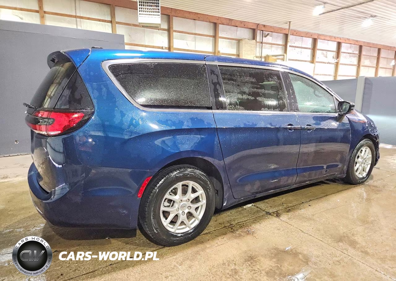 2025 Chrysler Pacifica Select VIN:2C4RC1BG4SR561454 - 3