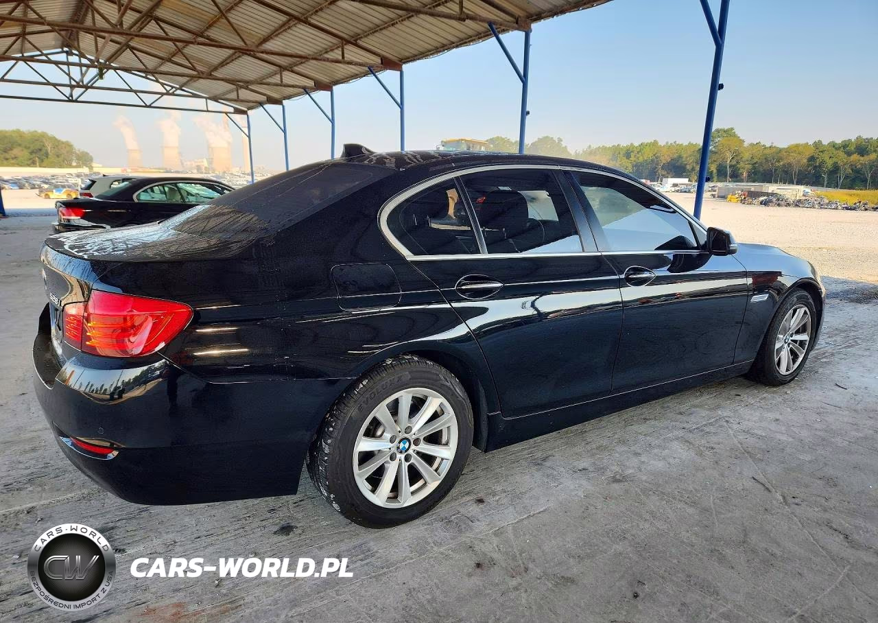 2016 BMW 528 Xi VIN:WBA5A7C51GG144707 - 3