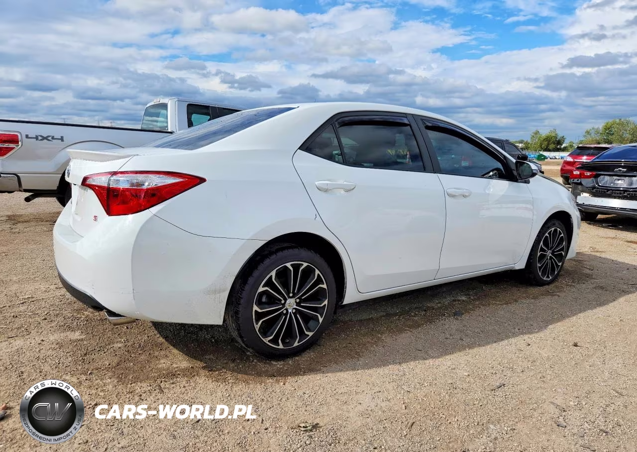 2014 Toyota Corolla S Plus VIN:5YFBURHE7EP091959 - 3