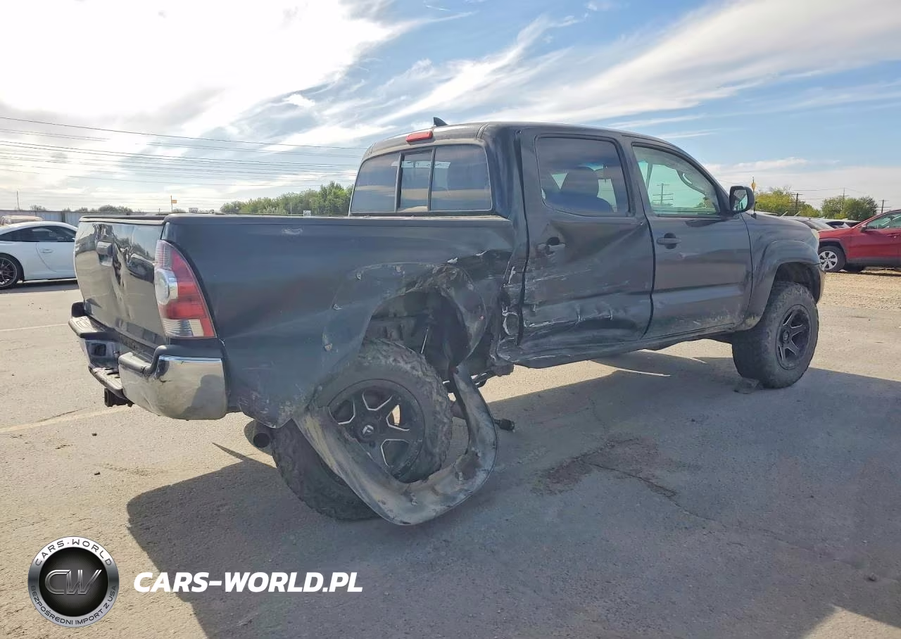 2012 Toyota Tacoma V6 VIN:5TFLU4EN0CX024131 - 3