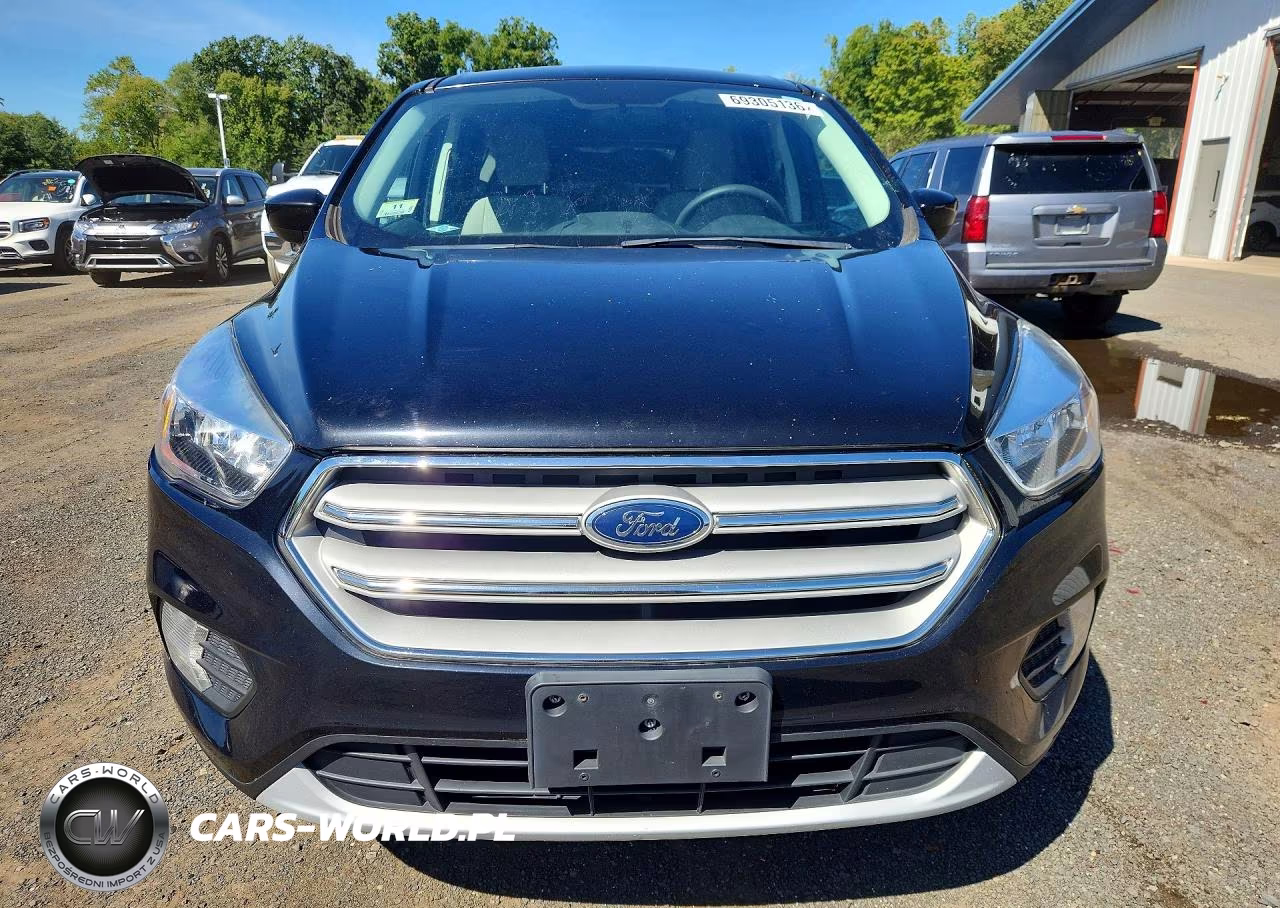 2019 Ford Escape Se VIN:1FMCU9GDXKUA28071 - 5