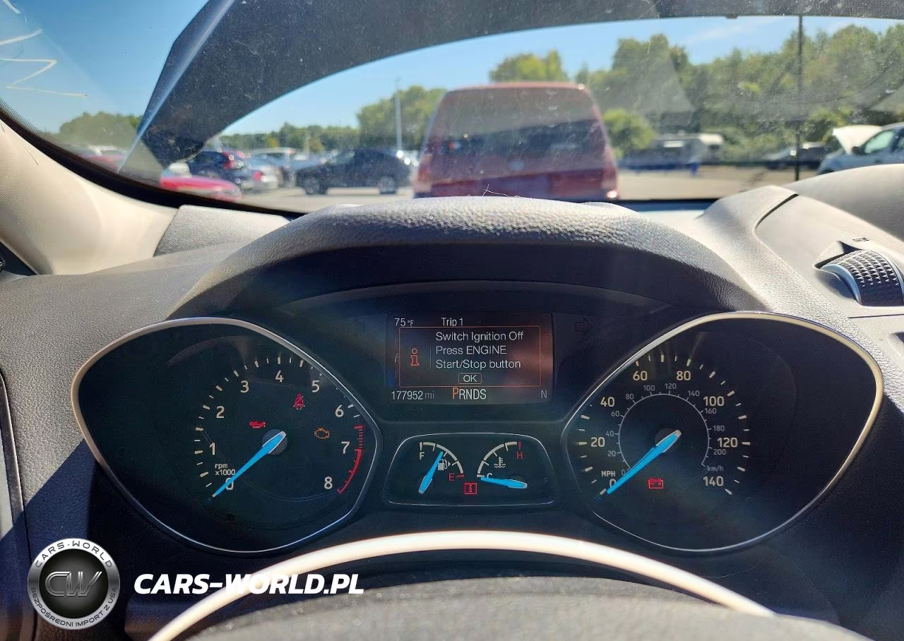 2019 Ford Escape Se VIN:1FMCU9GDXKUA28071 - 9