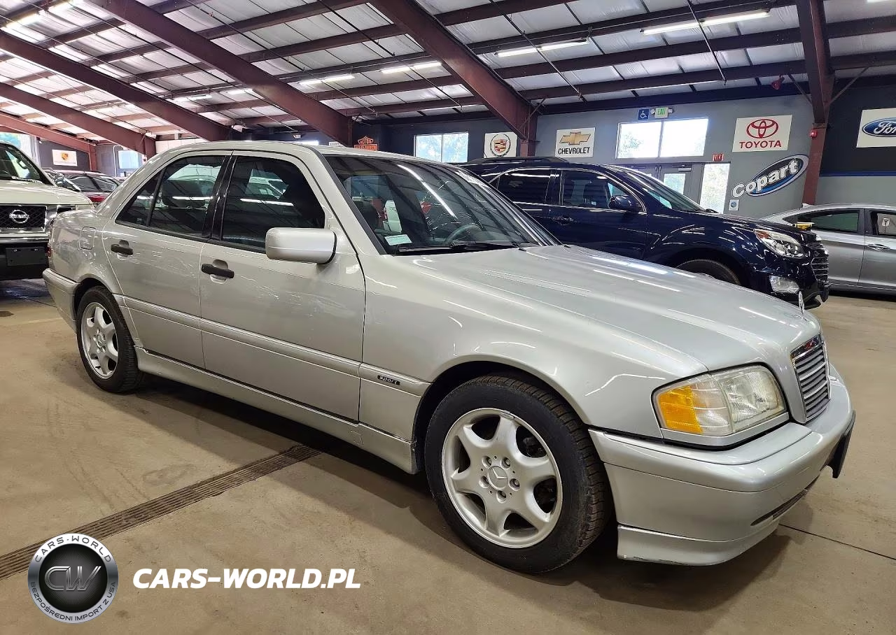 2000 Mercedes-Benz C 230 VIN:WDBHA24G8YA859909 - 4
