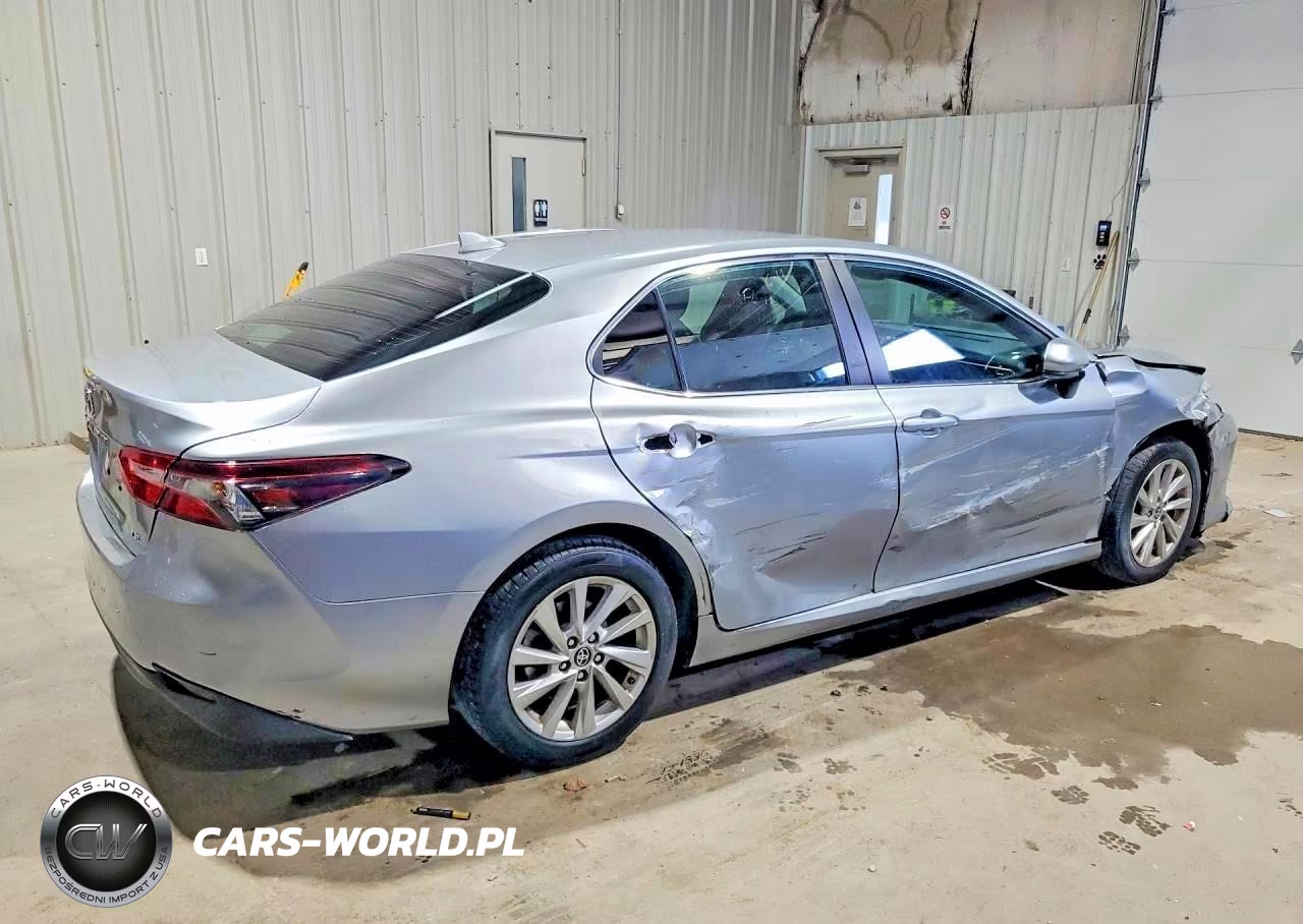 2021 Toyota Camry Le VIN:4T1C11AK1MU542931 - 3