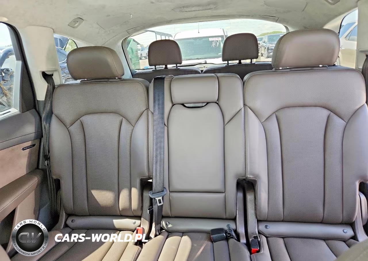 2019 Audi Q7 Prestige VIN:WA1VAAF79KD015938 - 10