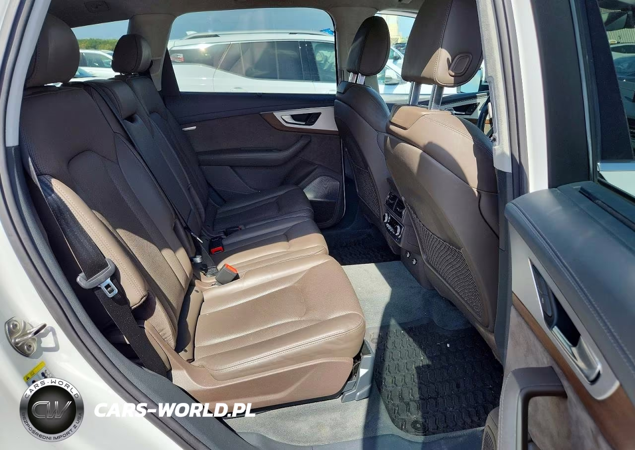 2019 Audi Q7 Prestige VIN:WA1VAAF79KD015938 - 11