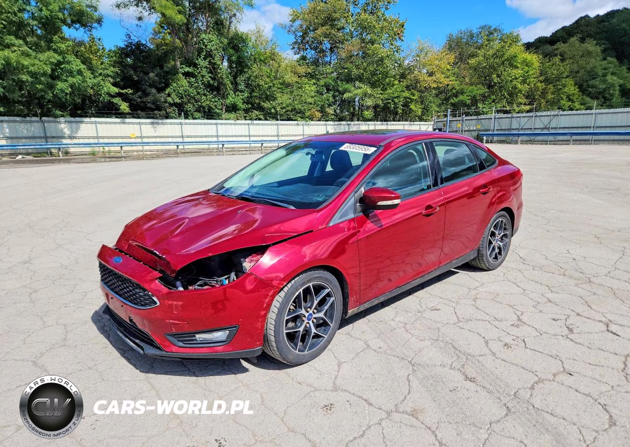 2017 Ford Focus Sel VIN:1FADP3H21HL228870 - 1