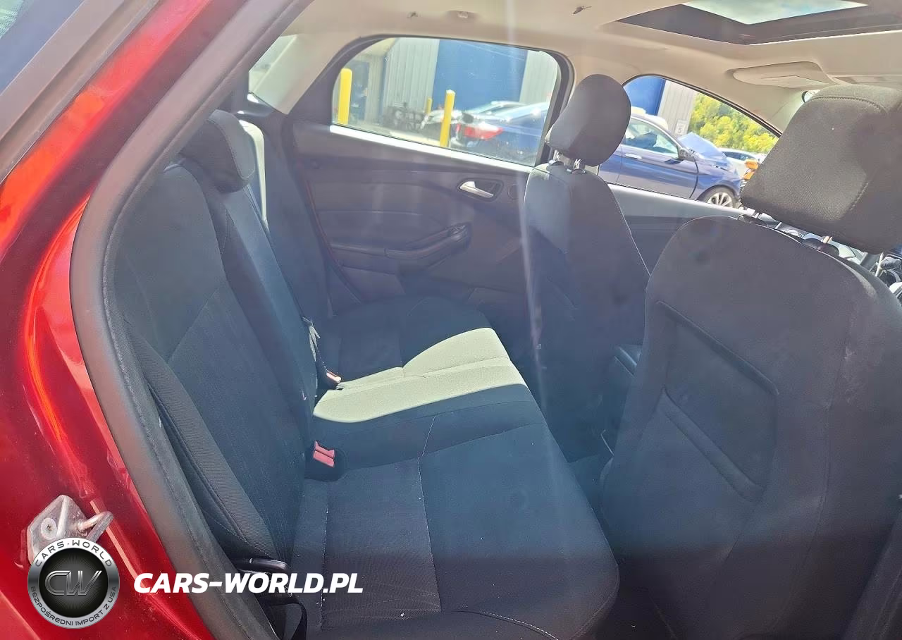 2017 Ford Focus Sel VIN:1FADP3H21HL228870 - 10